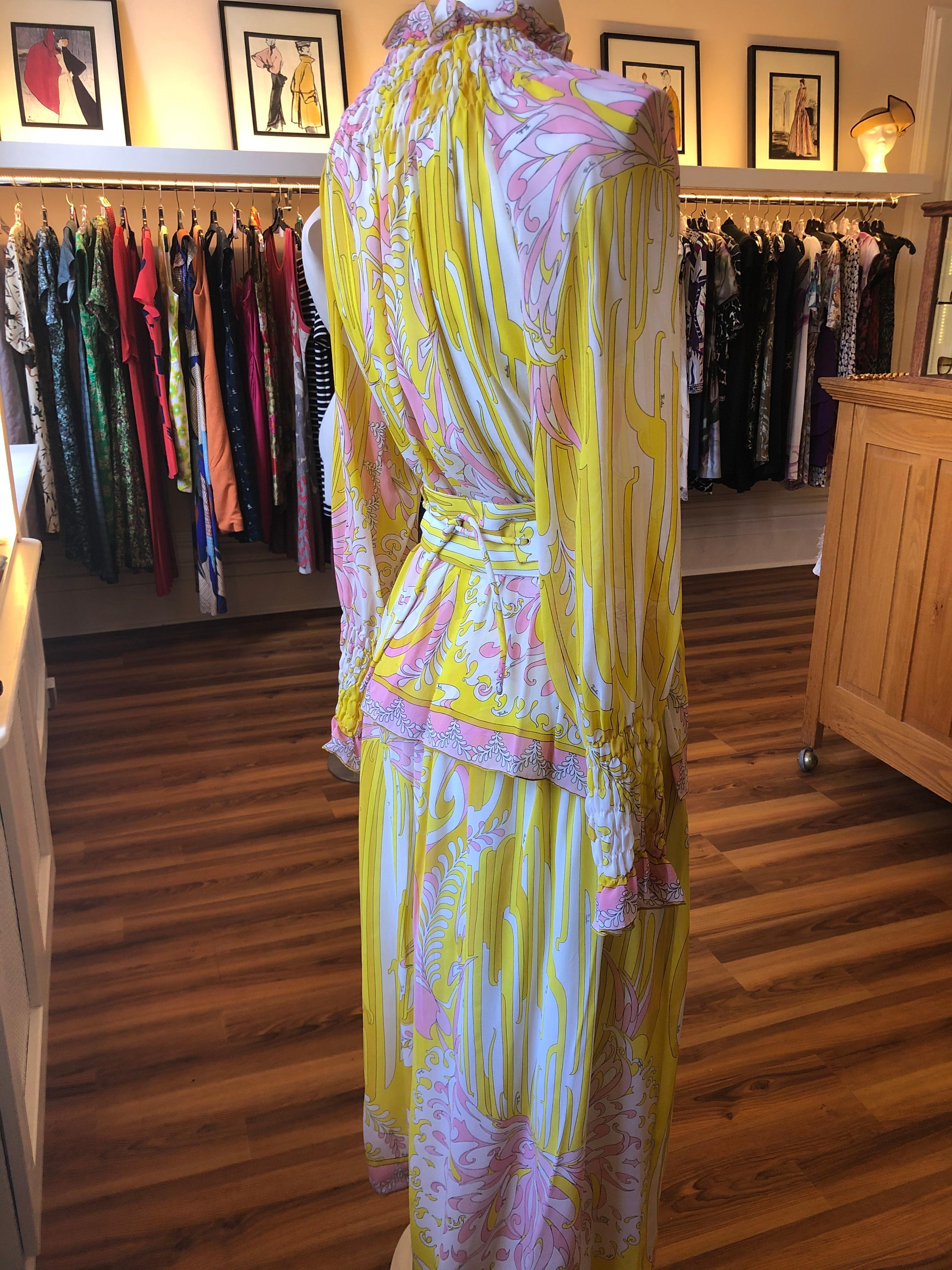 Beautiful lined light weight silk chiffon 3-piece by Emilio Pucci bought at Saks Fifth Avenue. The skirt has a 29