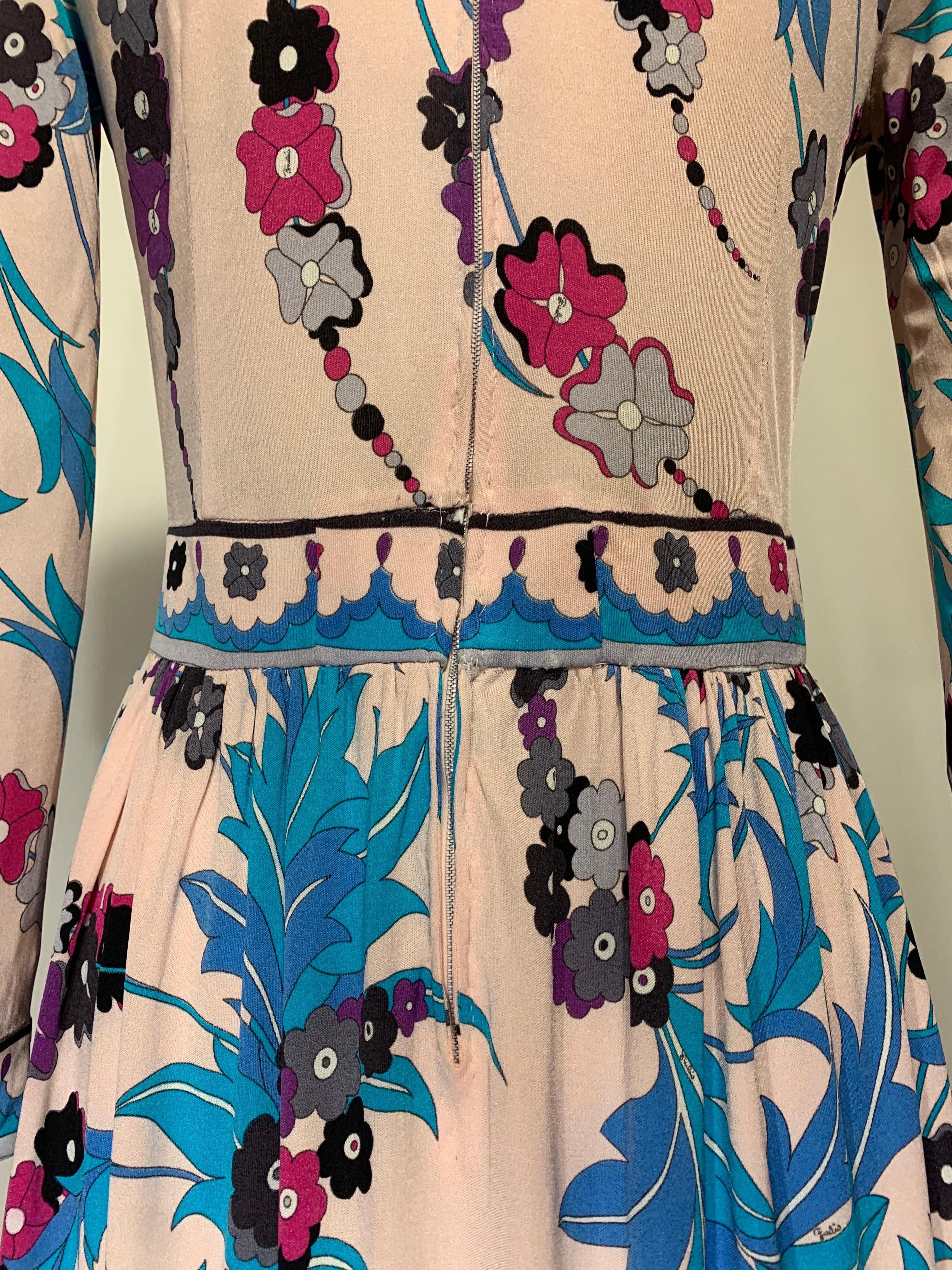 1970er Emilio Pucci Seide Jersey Floral Print Wrap Dress w Full Skirt & Band Trim im Angebot 7