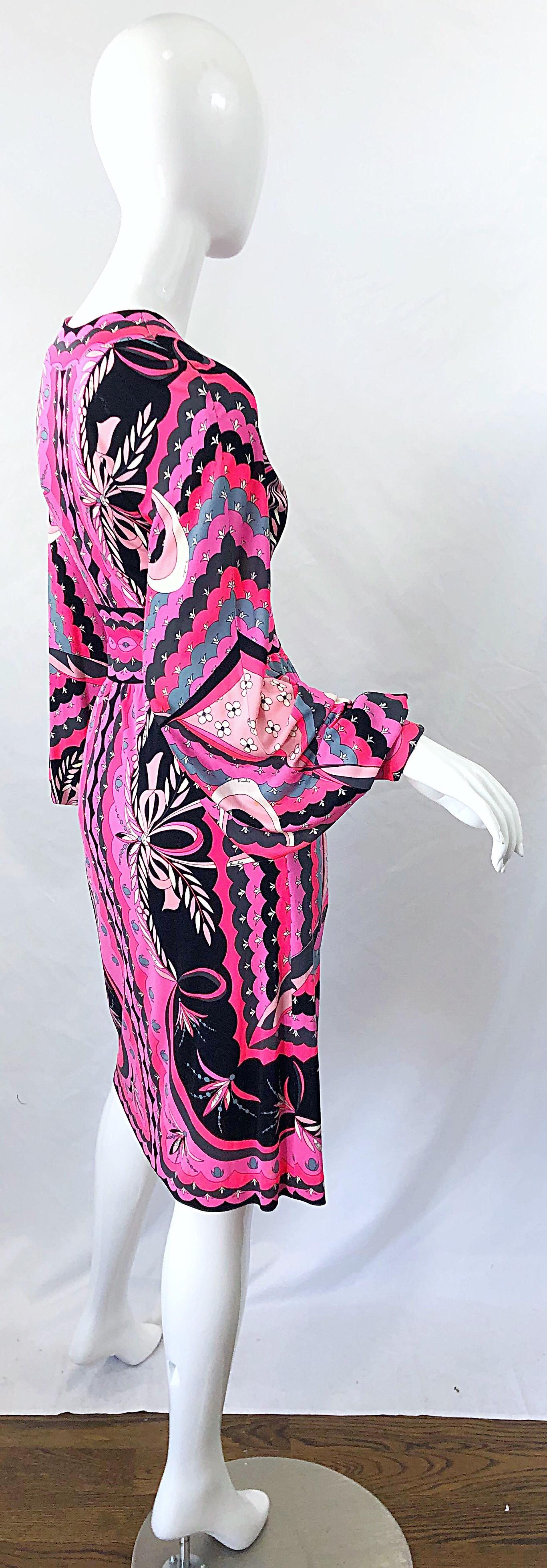 1970er Emilio Pucci Vintage 70er Jahre Kleid aus Seidenjersey mit langen Ärmeln in Pink Damen im Angebot