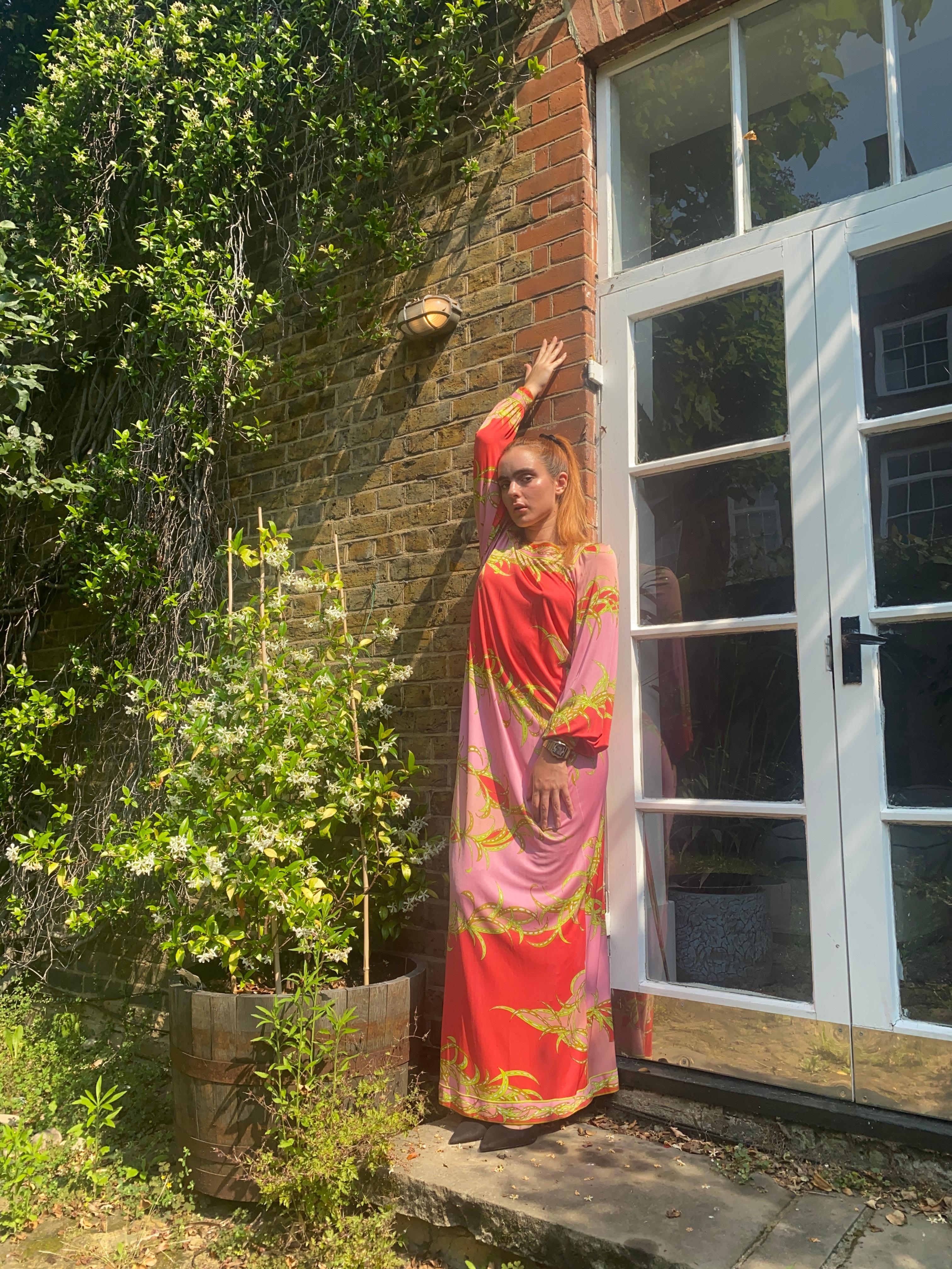 1970s Emilio Pucci Silk Tropical Print Lounge Dress In Excellent Condition In London, GB