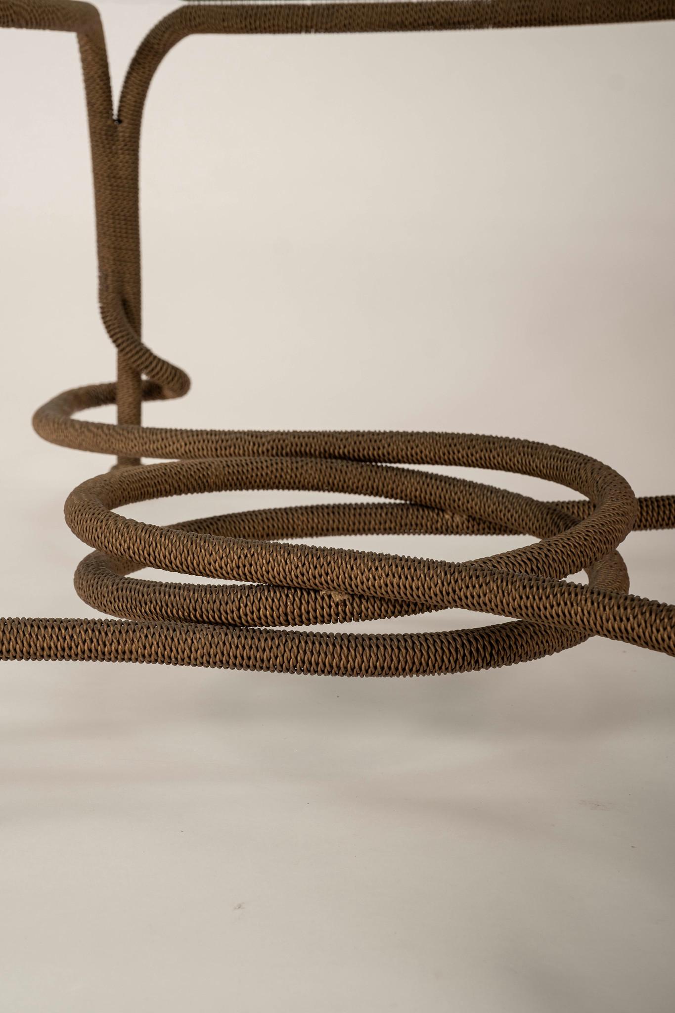 1970s  Cocktail Table Emilio Rey in bronzo dorato in corda in vendita 2