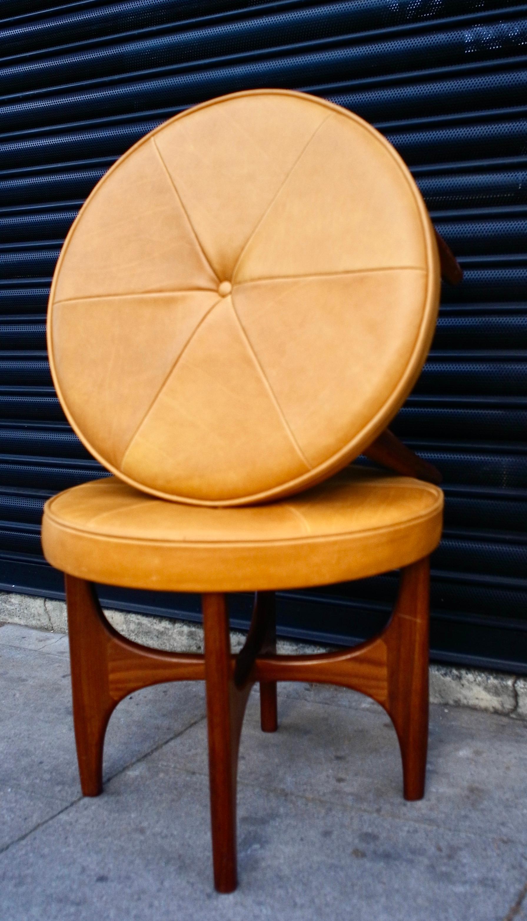 1970s English G-plan Teak based leather/cloth footstool designed by Kofod larsen For Sale 4