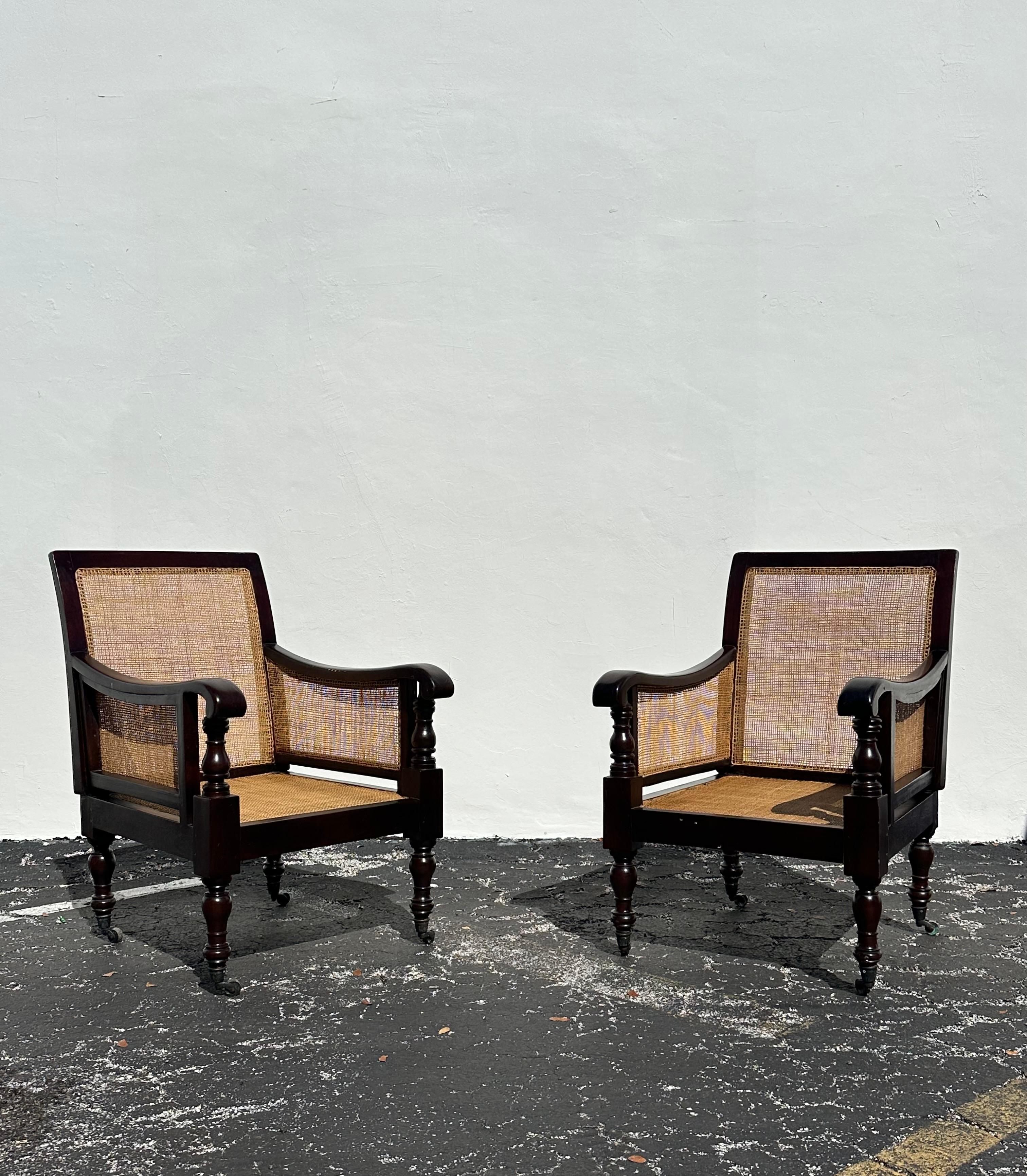 1970 Bibliothèque anglaise Bergère Recency Caned Mahogany Armchairs en vente 2