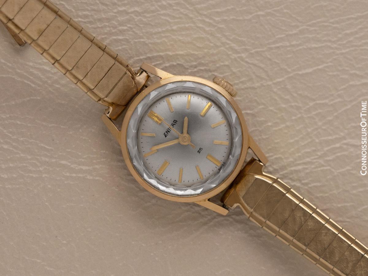 1970's Enicar Ladies Vintage Watch - Besessen & getragen von Olivia Newton-John im Angebot 6
