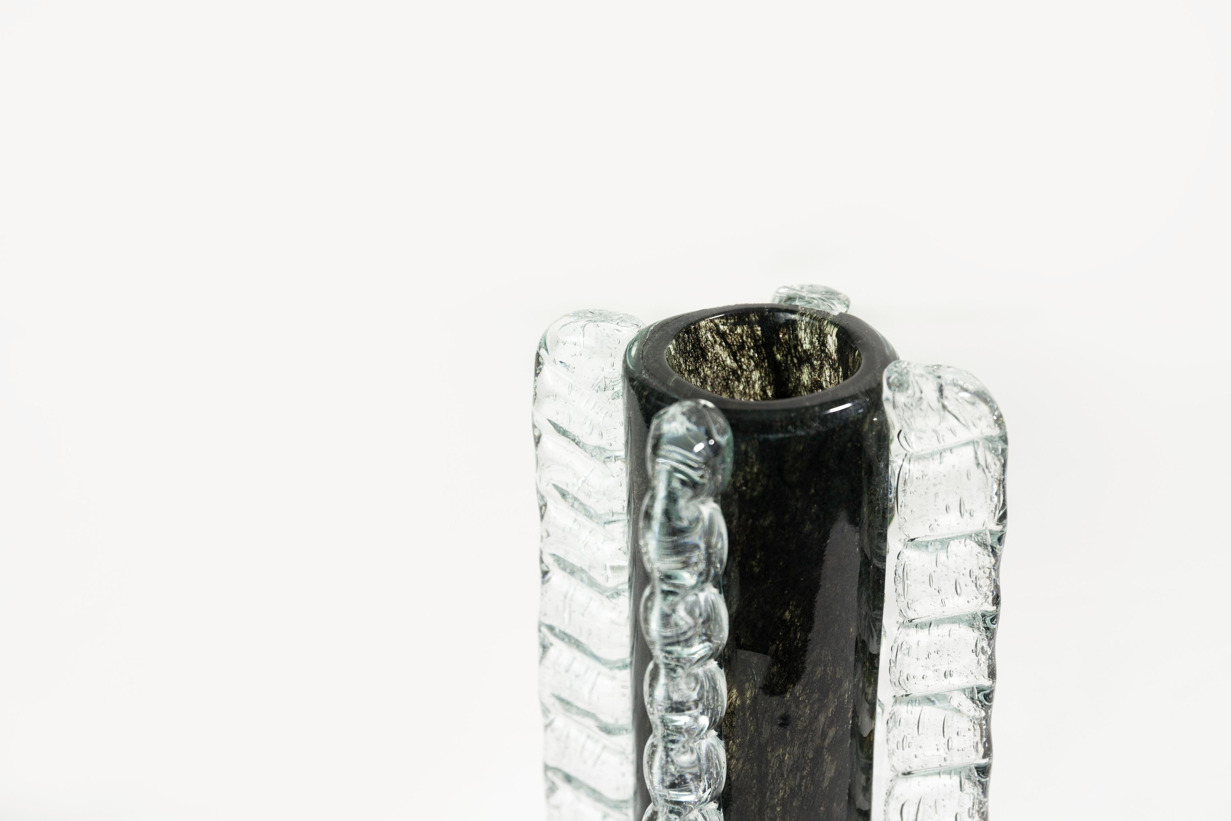 Rare grand vase, vers 1970
Verre Crepuscolo, marqué sur le dessous 