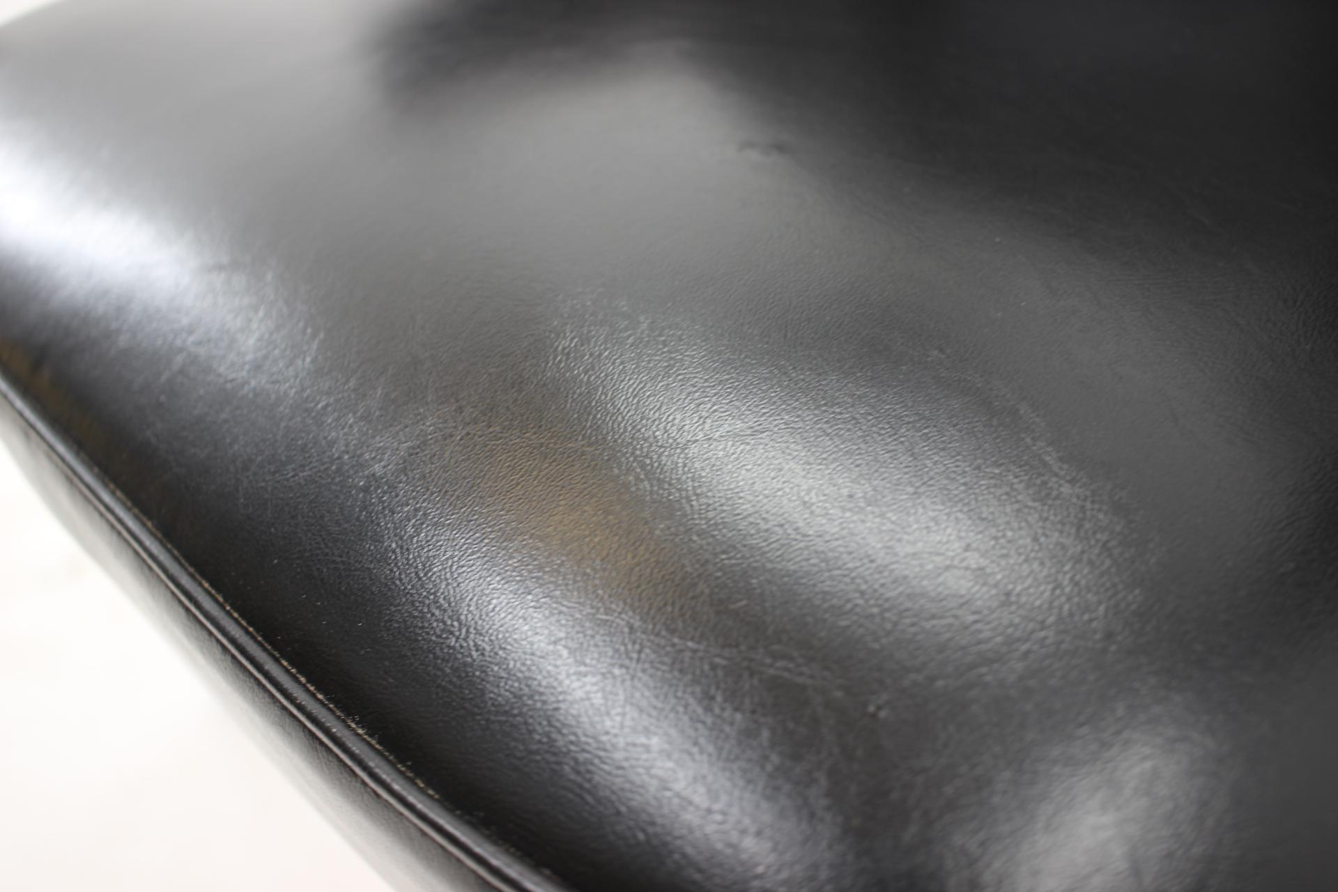 1970s Erling Olsen Black Leatherette Armchair, Denmark For Sale 2