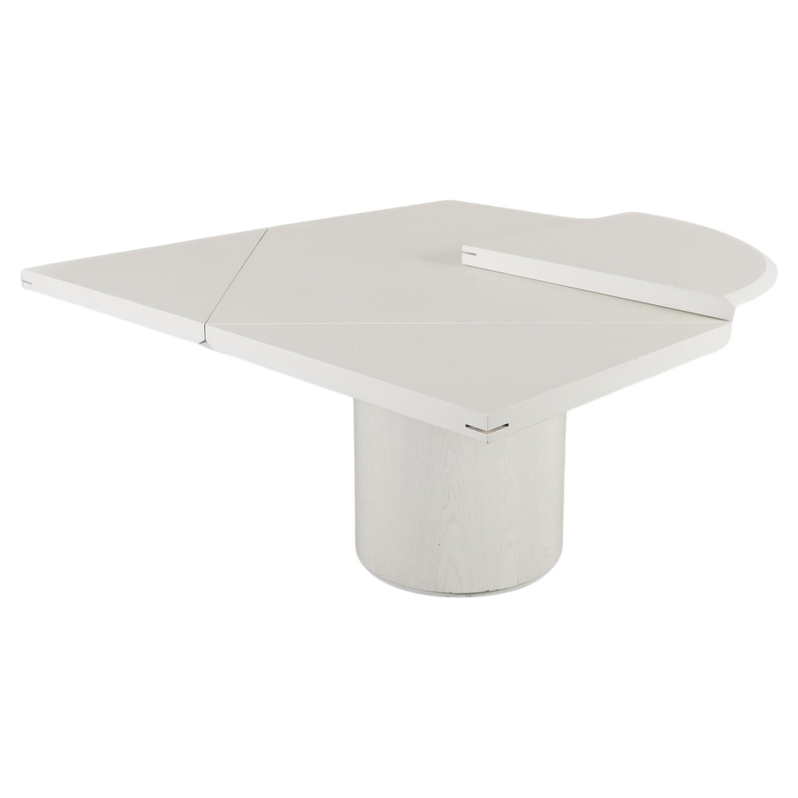 How high should a dining table be?