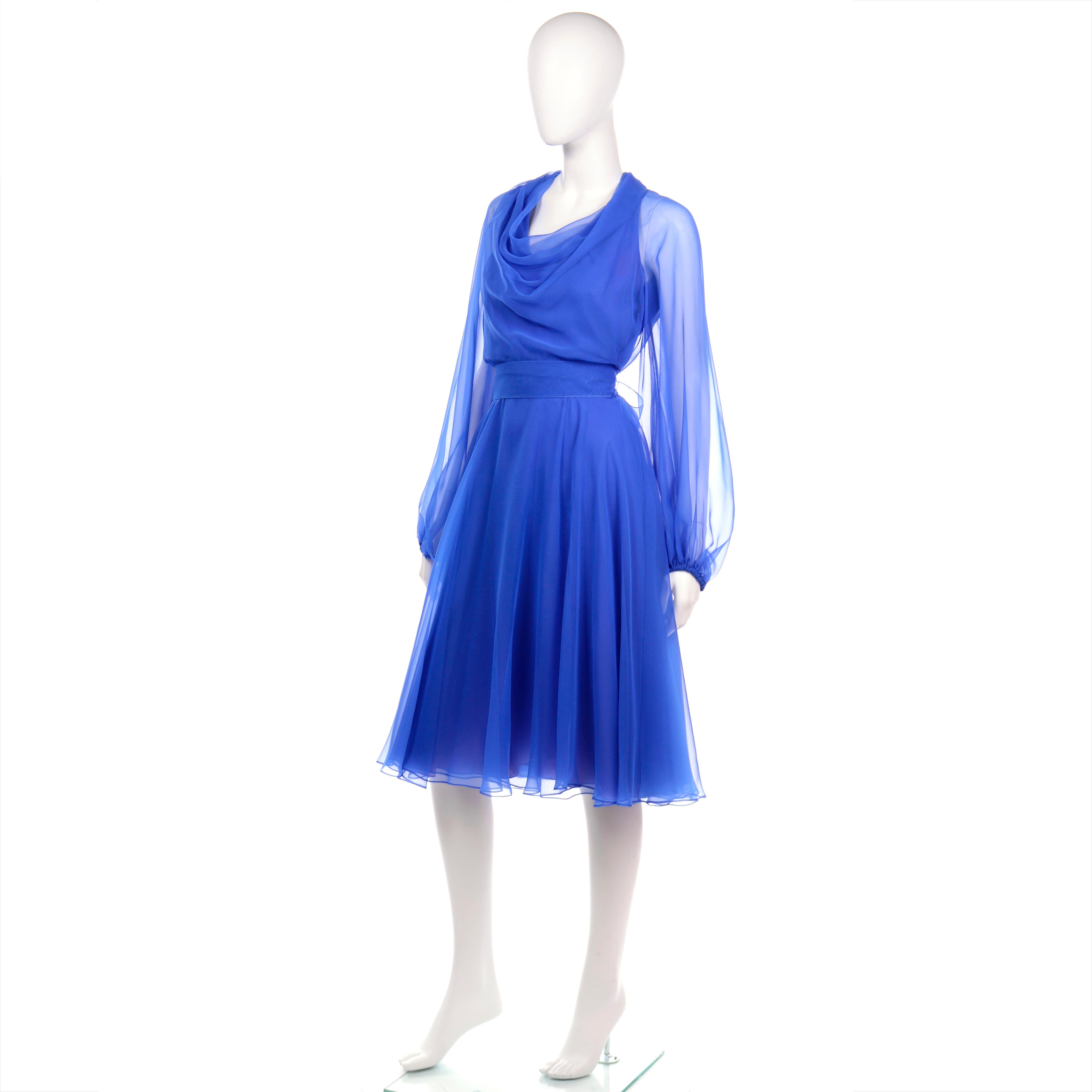 1970s Estevez Blue Chiffon Vintage Dress Sheer Sleeves Size 4/6 In Excellent Condition In Portland, OR