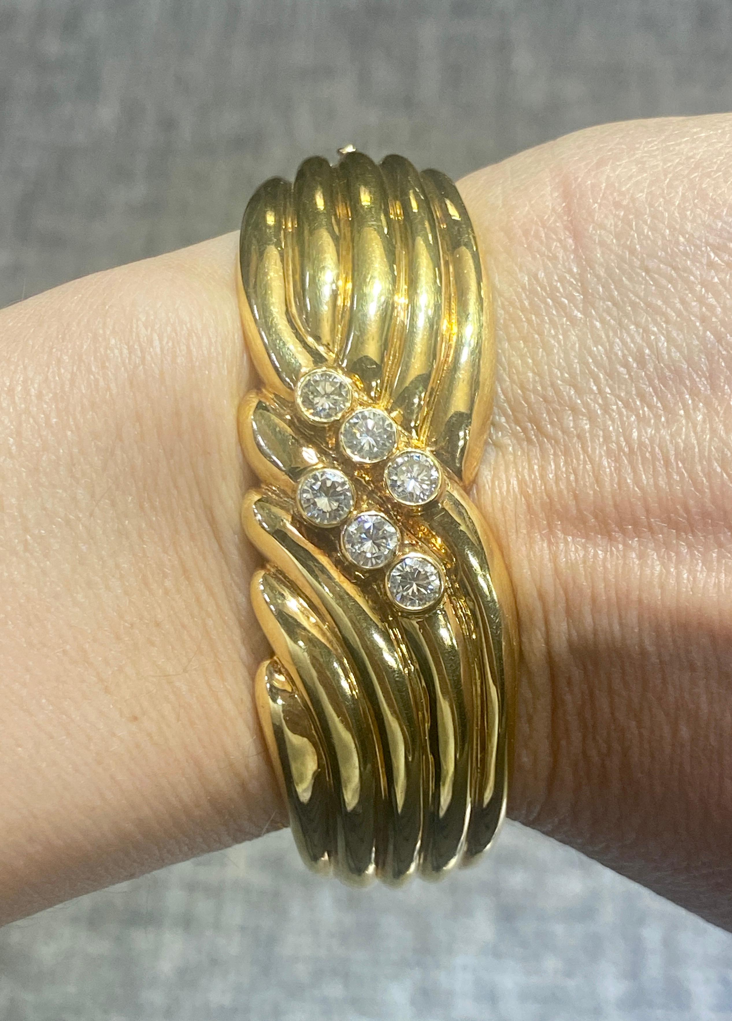 Women's or Men's 1970s European 18k gold cuff with 6 round cut diamonds For Sale