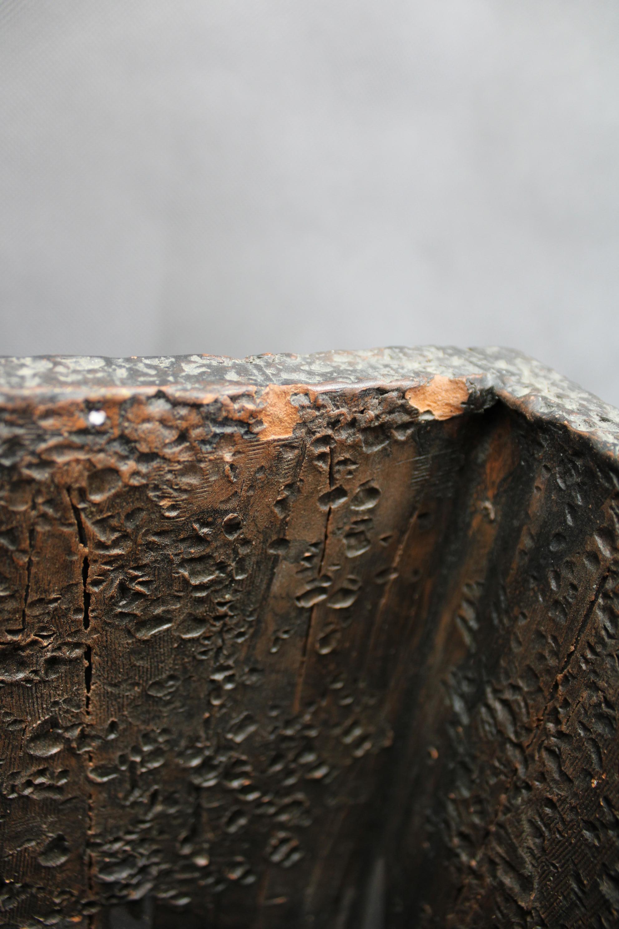 1970er Jahre Europäische Brutalist Keramik Vase - Hohe strukturierte Mid-Century Modern Form im Angebot 1