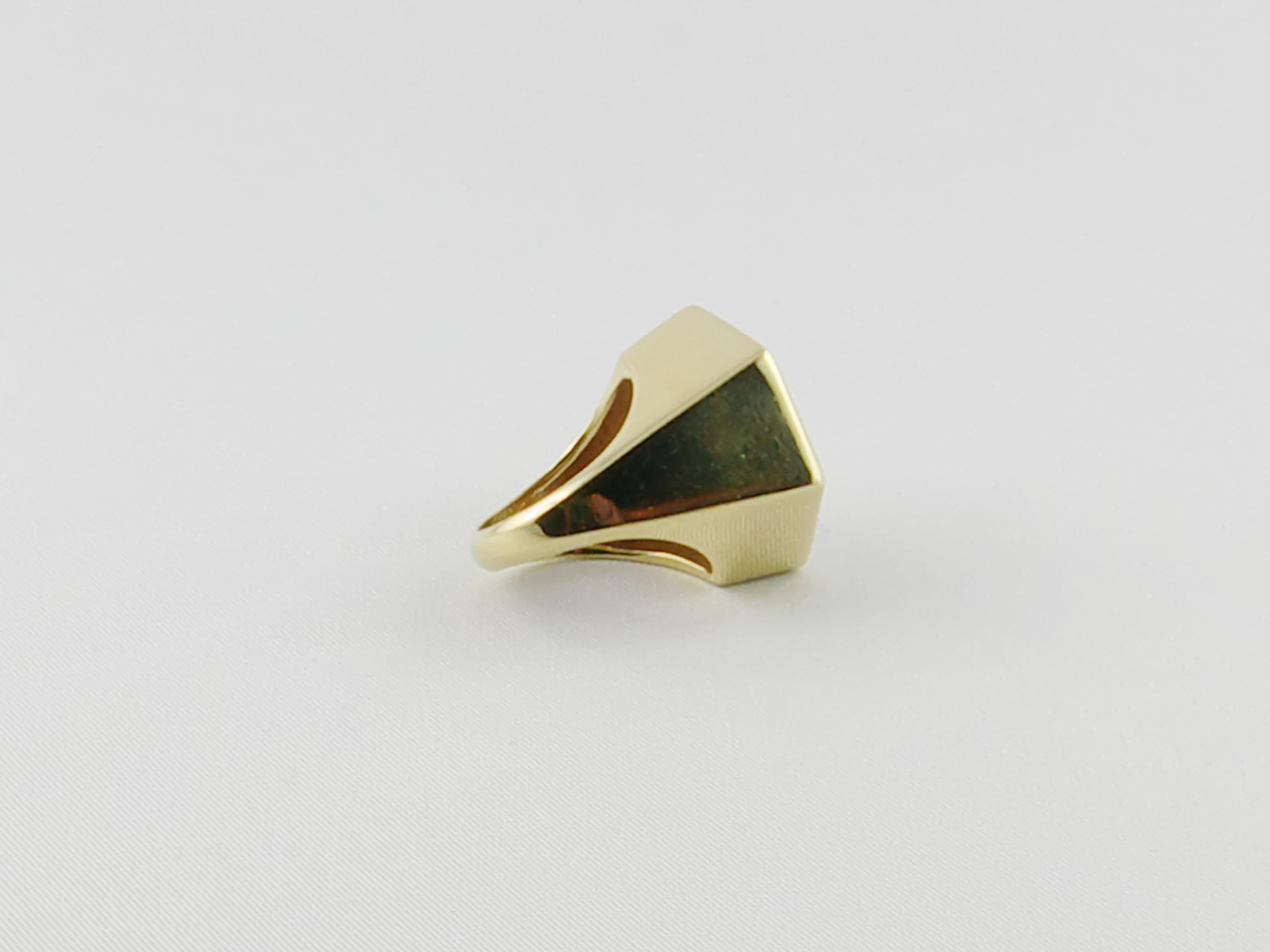 Women's 1970s Exagon Diamond 18 Karat Yellow Gold Ring