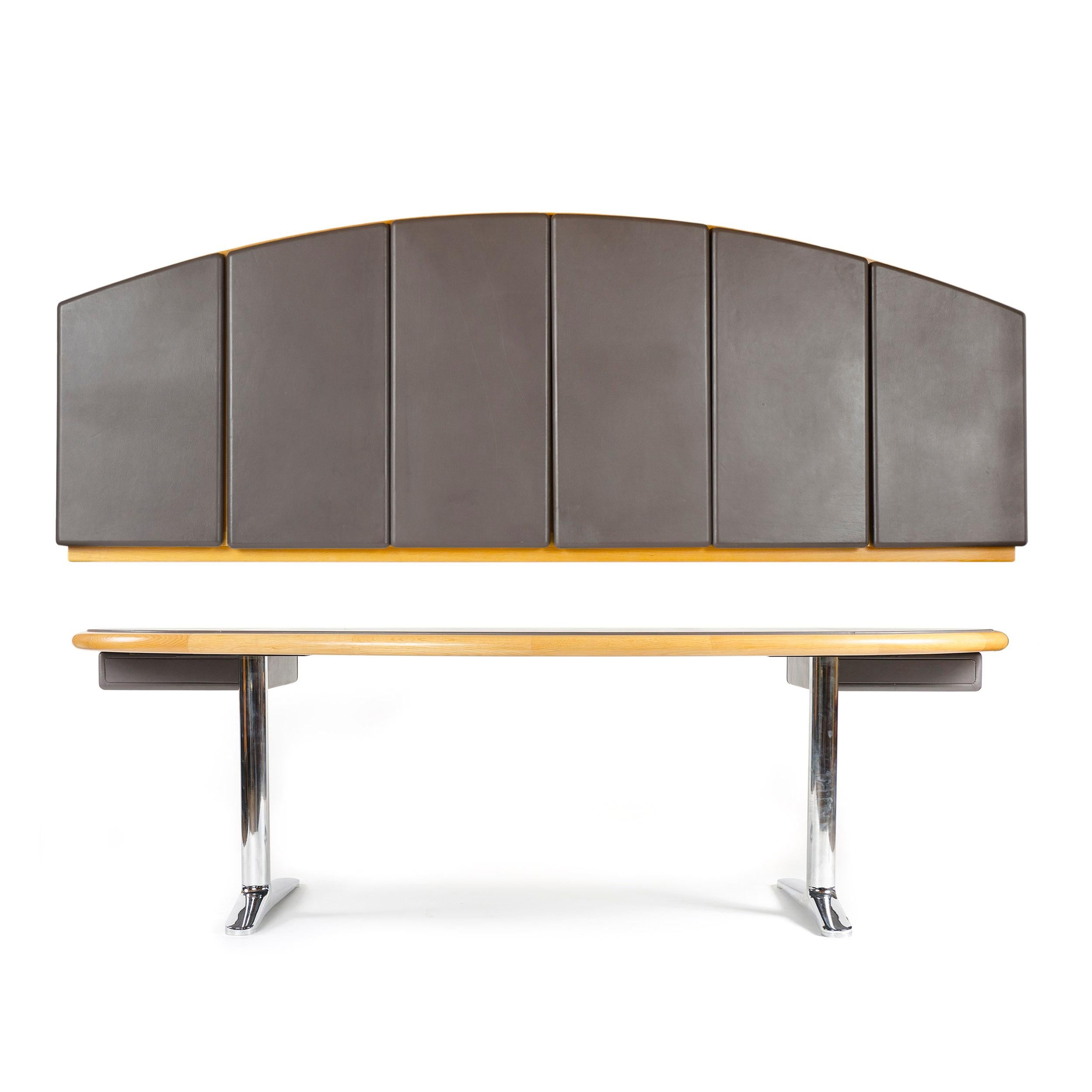 1970s Executive Office Desk by Warren Platner for Knoll For Sale
