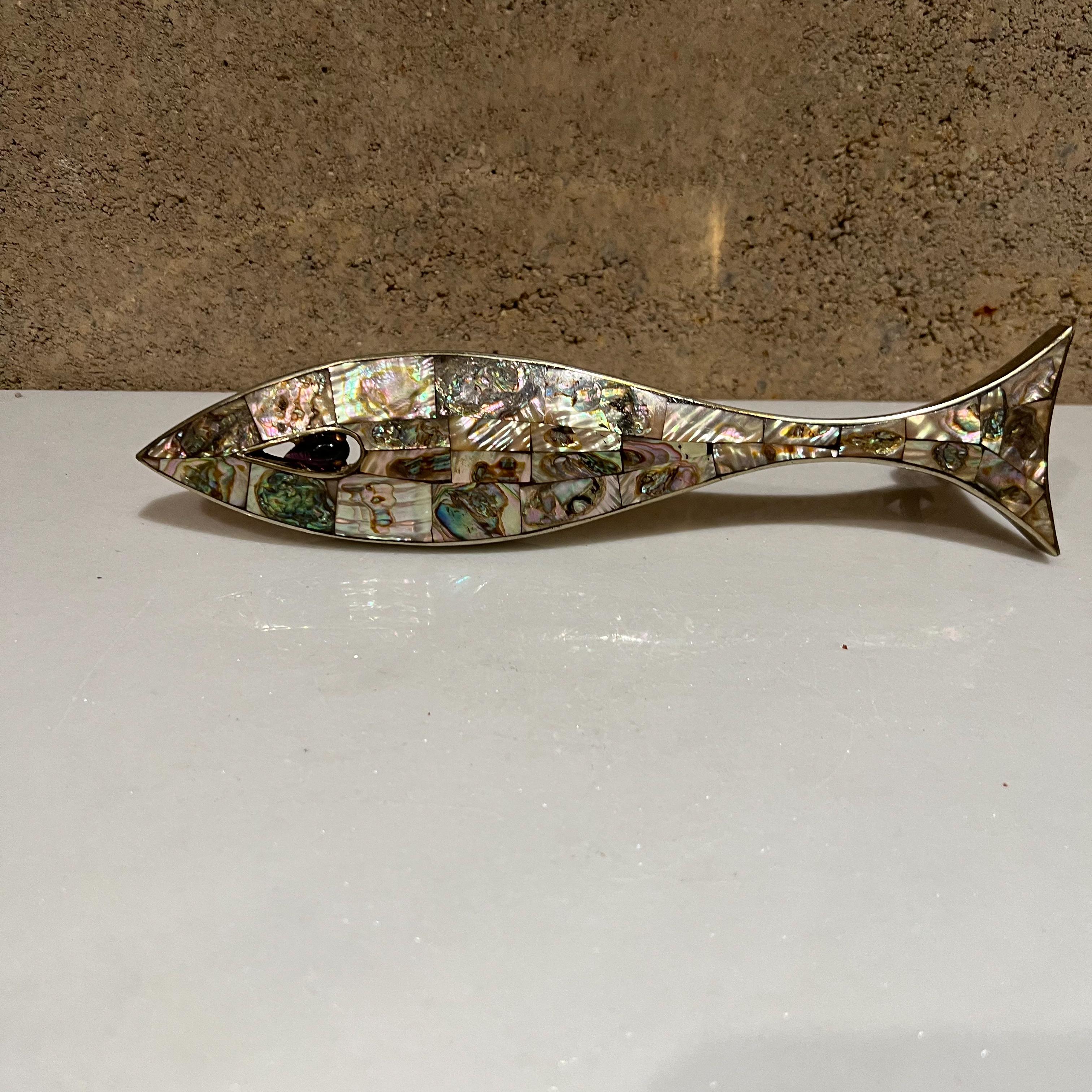 1970s Exquisite Los Castillo Fish Pull Handle Abalone Amethyst and Silver Mexico 3