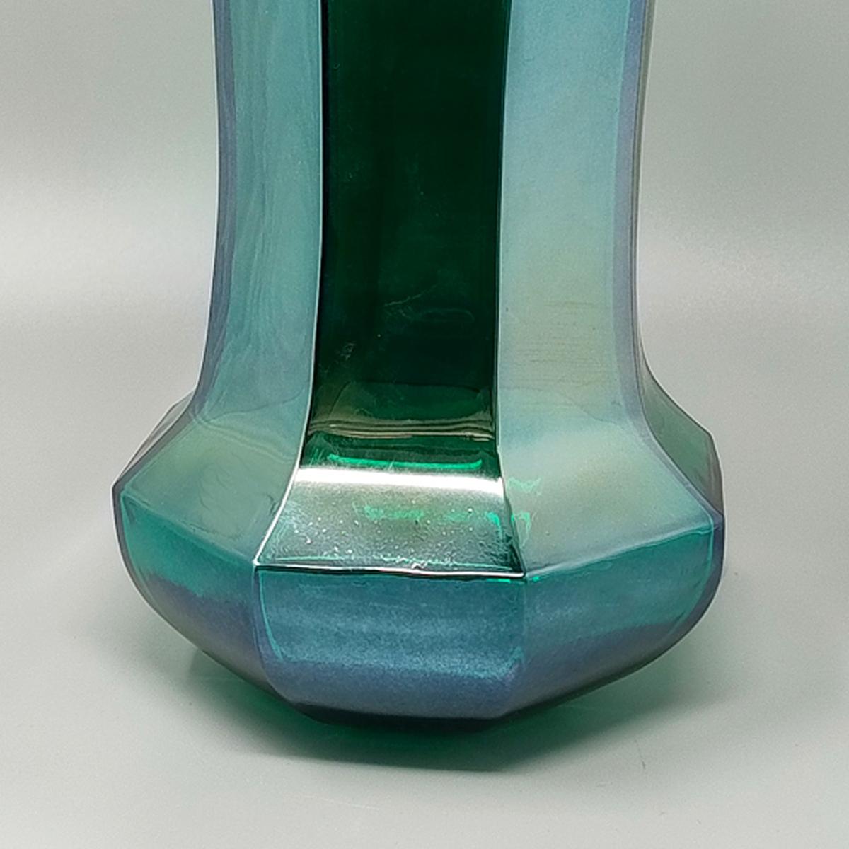 Fine XX secolo Vaso verde in vetro di Murano di Ca dei Vetrai, squisita fattura artigianale degli anni '70. in vendita