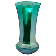 Exquisito jarrón verde artesanal de cristal de Murano de los años 70, de Ca dei Vetrai.
