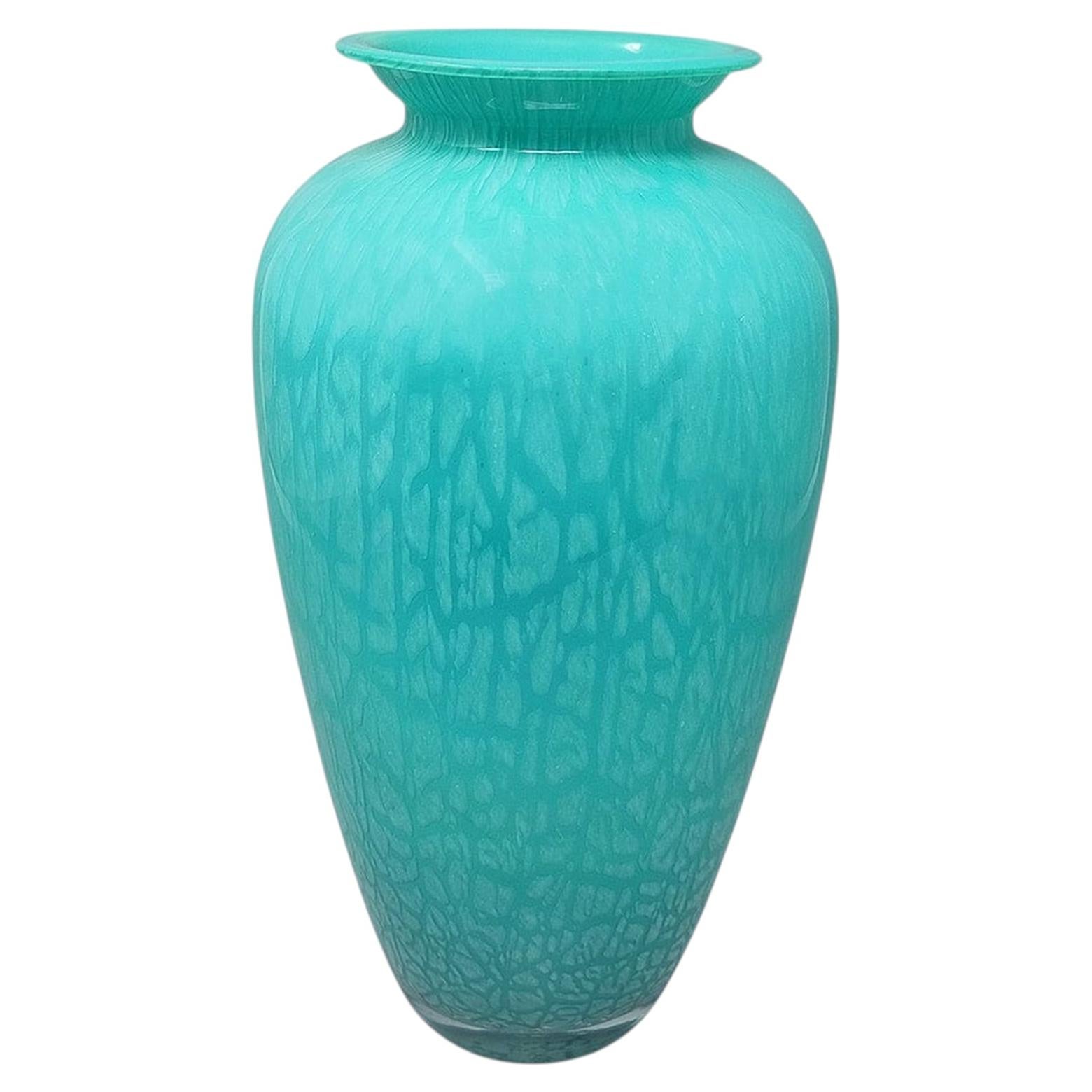 Vaso in vetro di Murano di metà secolo di M.I.I., verde smeraldo, craquelé, 1970