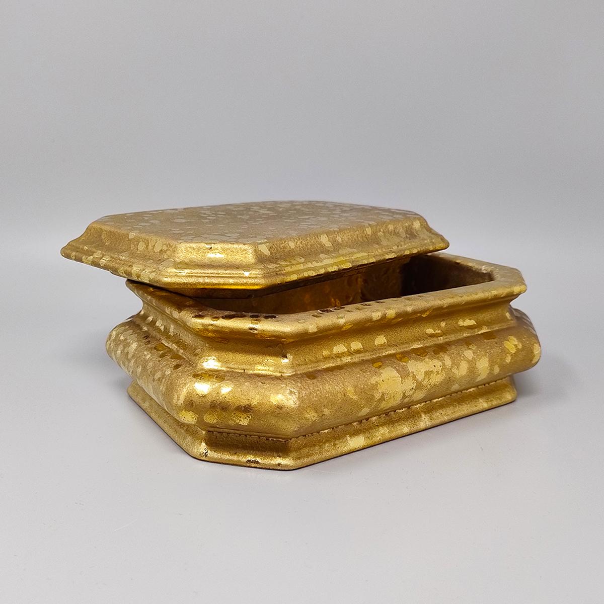 1970er Jahre Exquisites Handcrafted Smoking Set aus Keramik und Blattgold. Hergestellt in Italien im Angebot 4