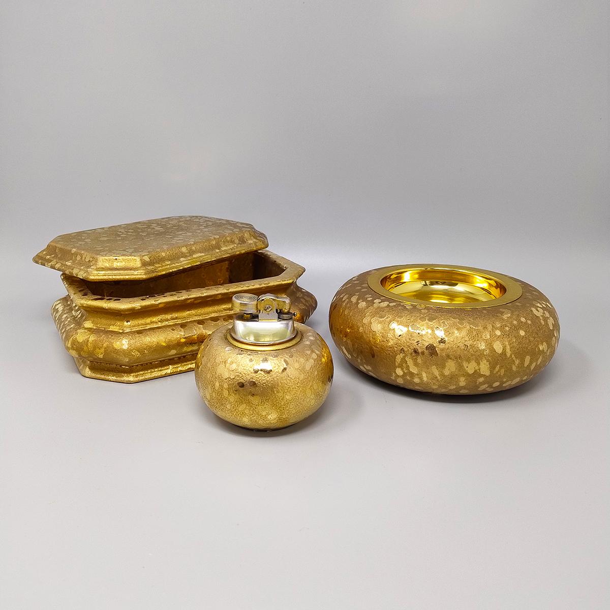1970er Jahre Exquisites Handcrafted Smoking Set aus Keramik und Blattgold. Hergestellt in Italien (Moderne der Mitte des Jahrhunderts) im Angebot
