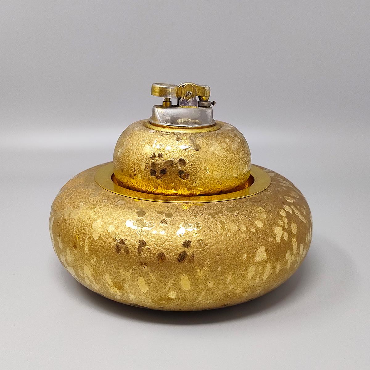 1970er Jahre Exquisites Handcrafted Smoking Set aus Keramik und Blattgold. Hergestellt in Italien im Angebot 1