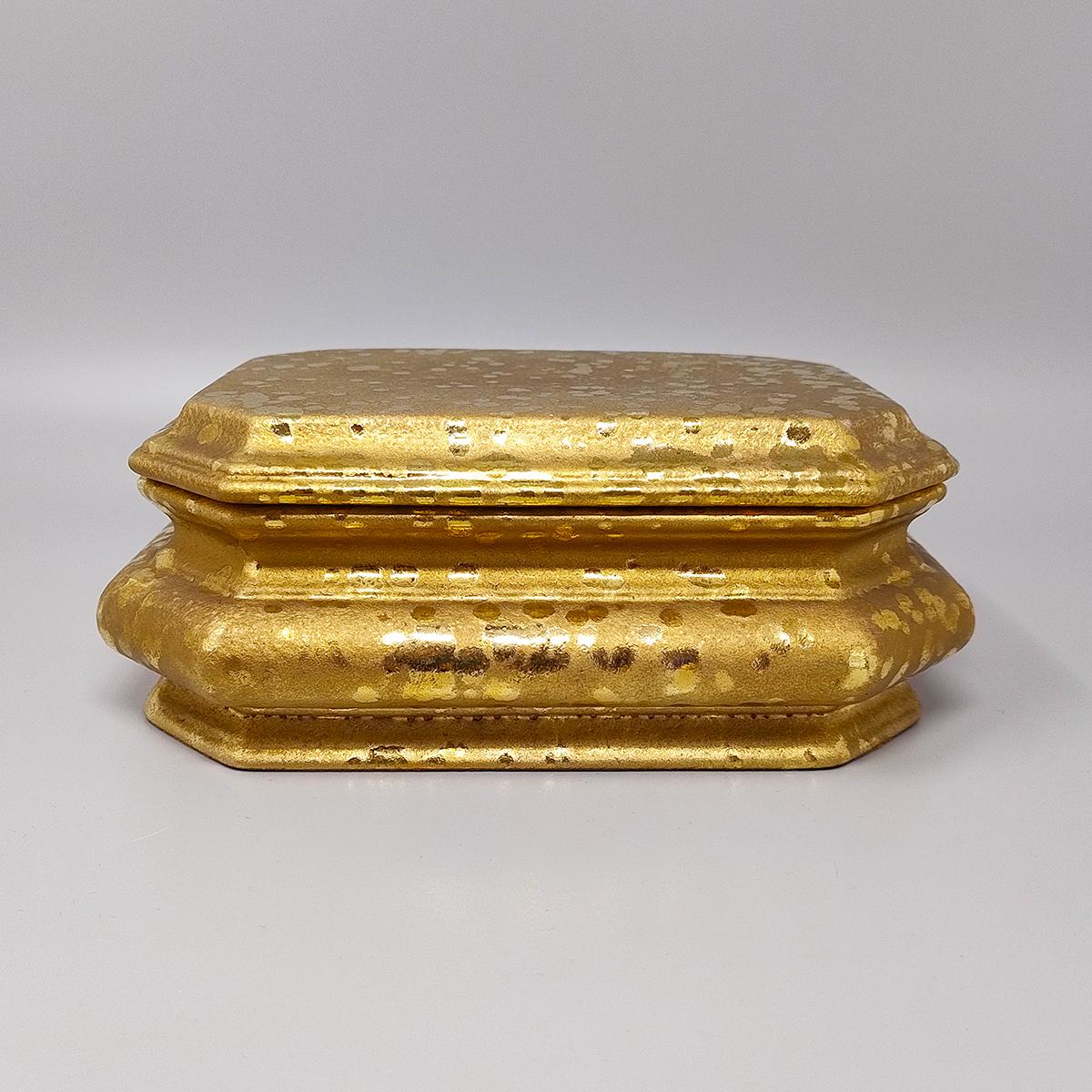 1970er Jahre Exquisites Handcrafted Smoking Set aus Keramik und Blattgold. Hergestellt in Italien im Angebot 2