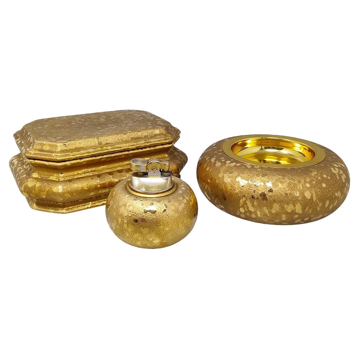 1970s Exquisited Handcrafted Smoking Set in Ceramic and Gold Leaf. Made in italy
