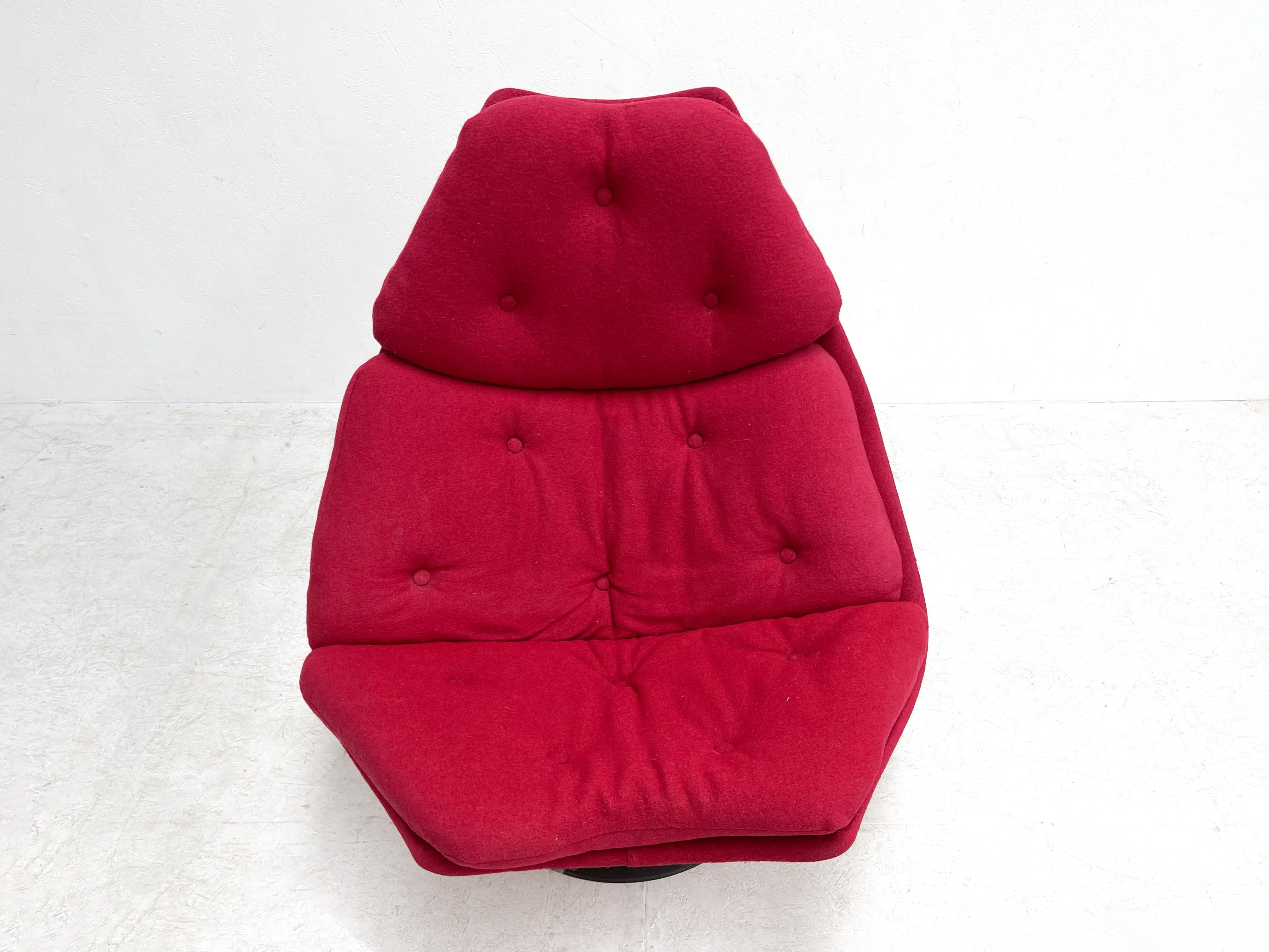 Dutch 1970's F588 Artifort Lounge Chair by Geoffrey Harcourt