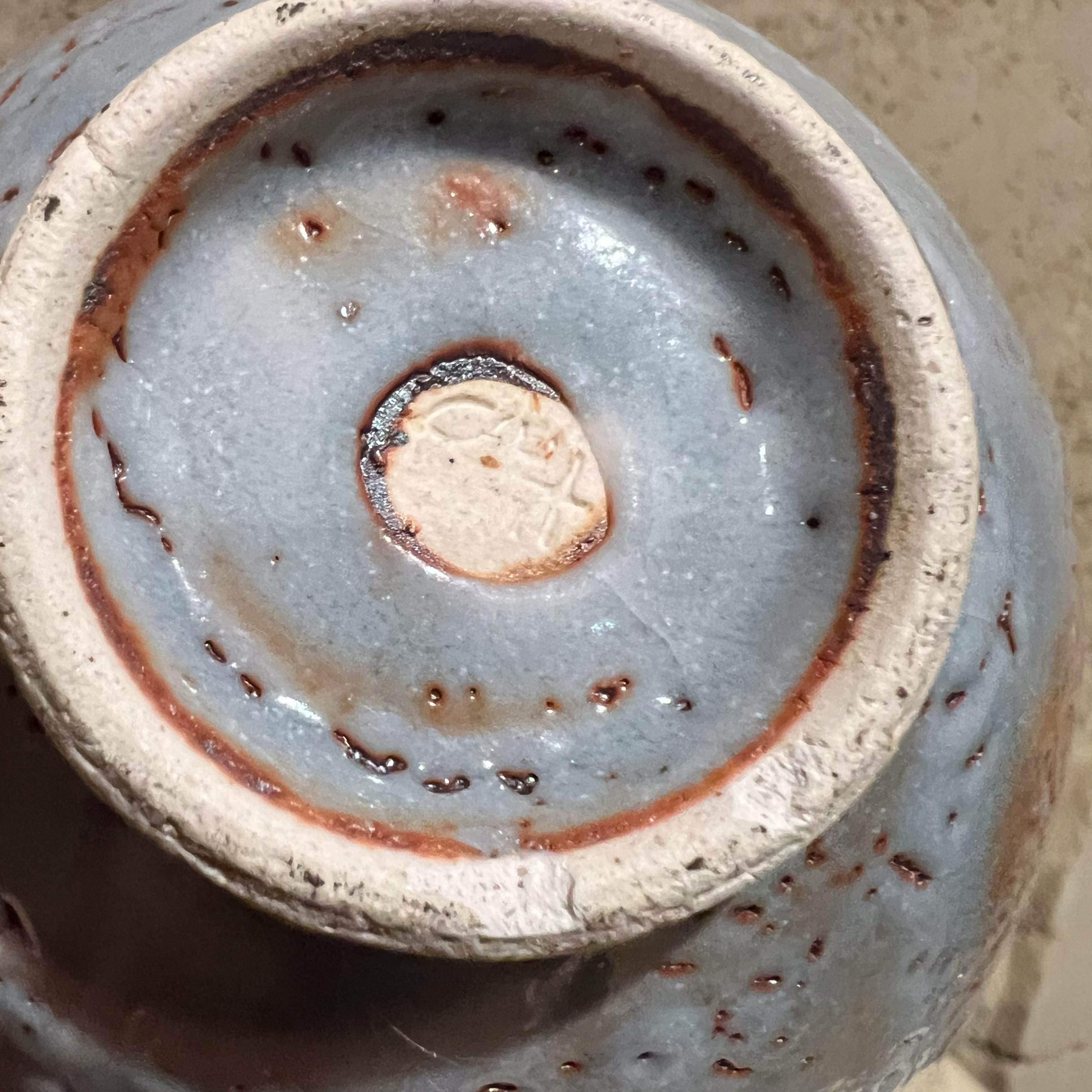 1970er Jahre Fabulous Five Blue Art Pottery Schalen Abstrakte Keramik (Moderne der Mitte des Jahrhunderts) im Angebot