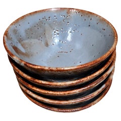 1970er Jahre Fabulous Five Blue Art Pottery Schalen Abstrakte Keramik