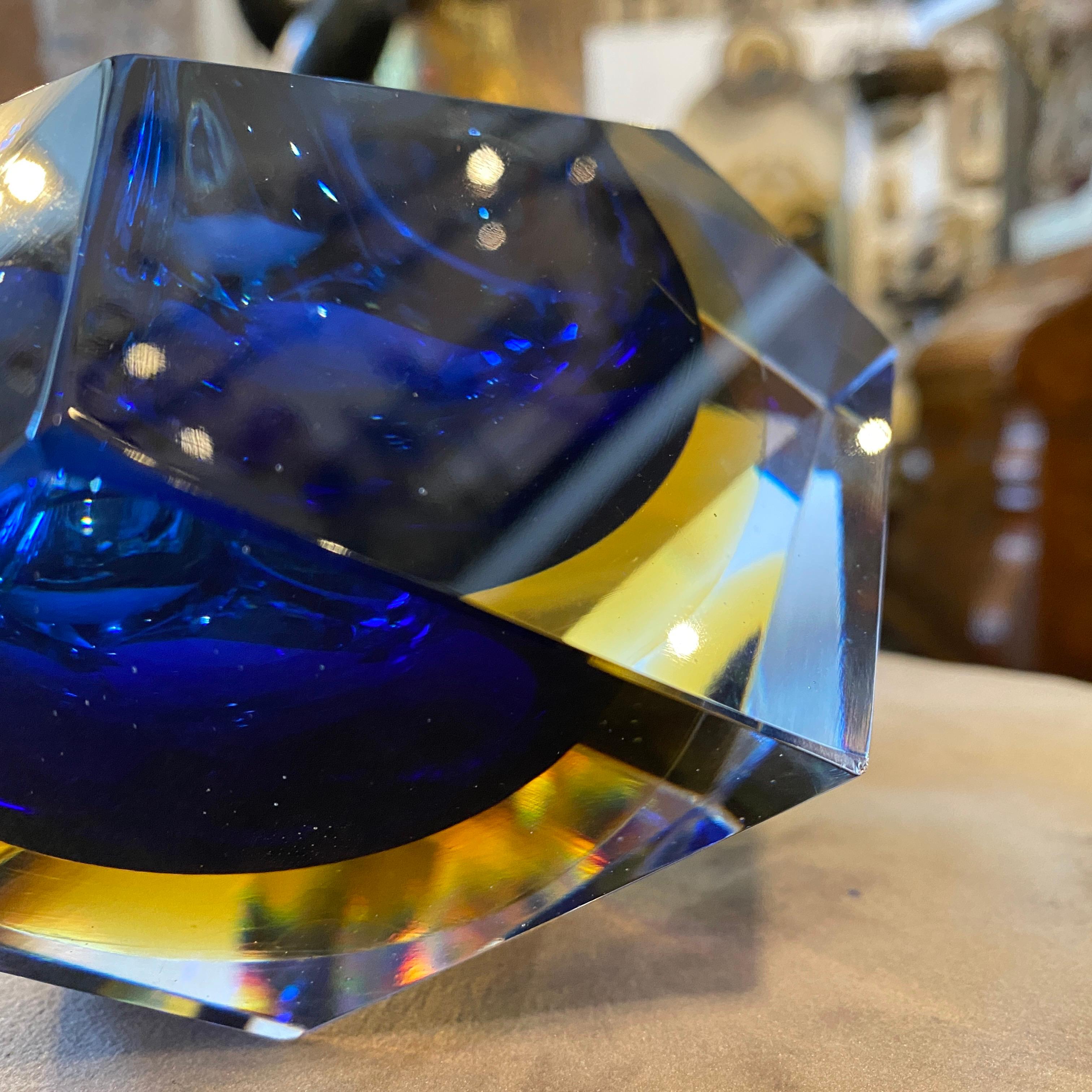 1970s Faceted Blue and Yellow Murano Glass Ashtray by Seguso In Good Condition In Aci Castello, IT