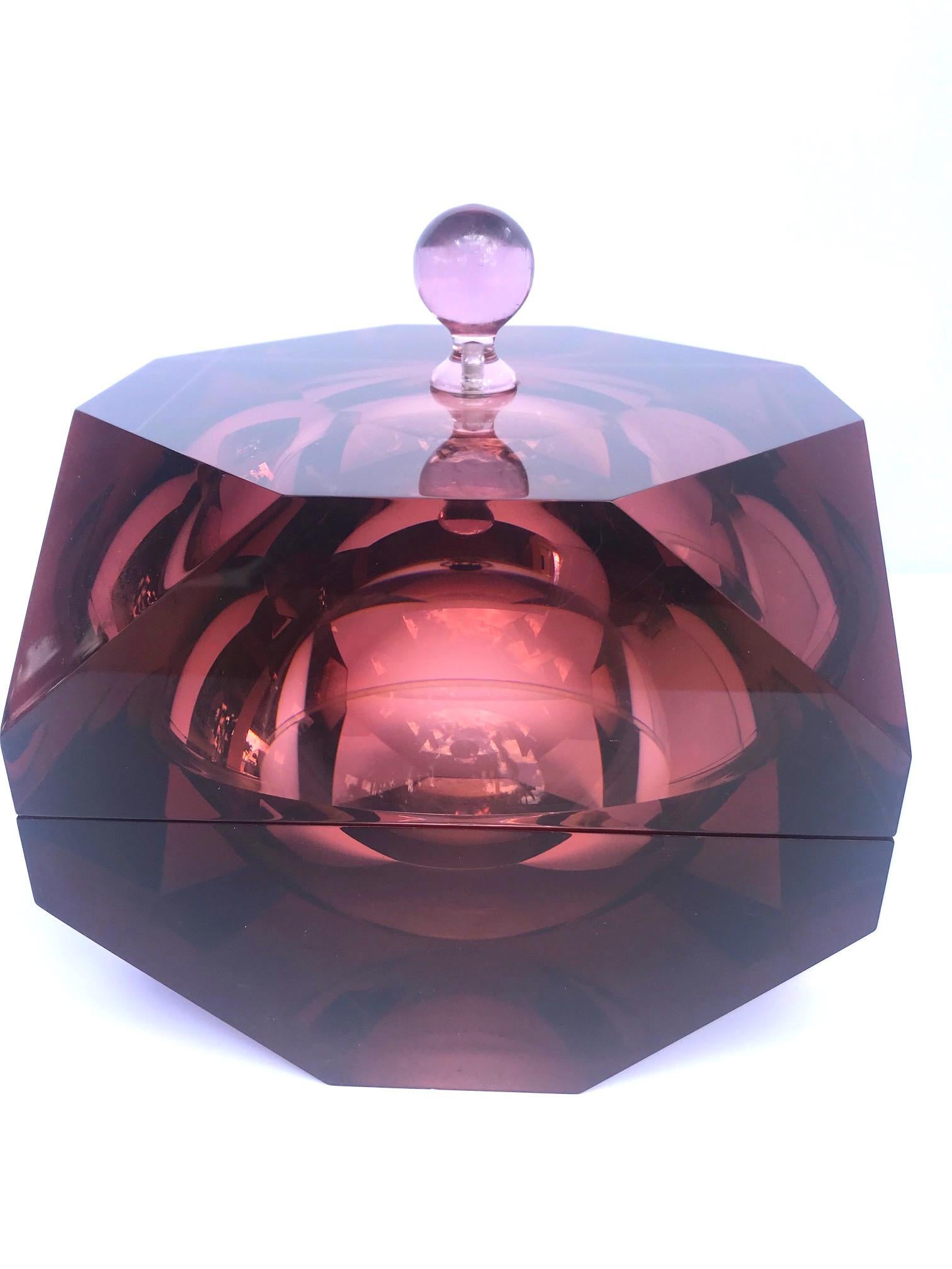 Italian 1970s Faceted Prism Ice Bucket in Rare Amethyst Lucite, Italy