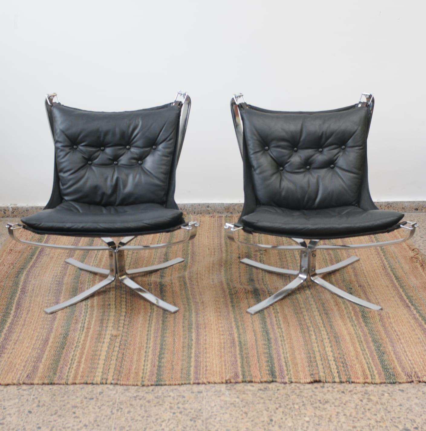 20th Century 1970s Falcon Lounge Chrome Framed Chairs by Sigurd Ressell For Sale
