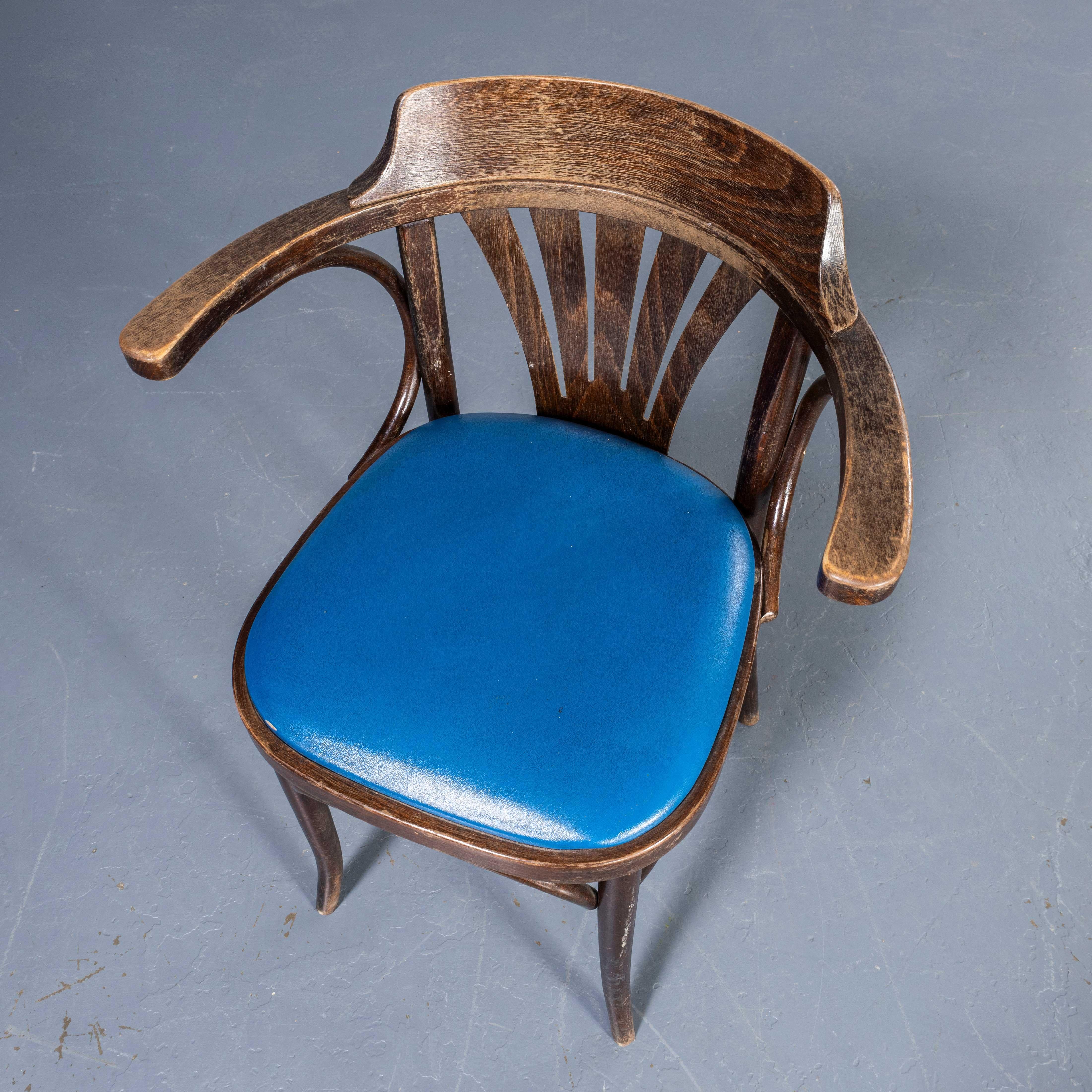 Chaise de salle à manger en bentwood à dossier en éventail des années 1970 - Diverses quantités disponibles en vente 4