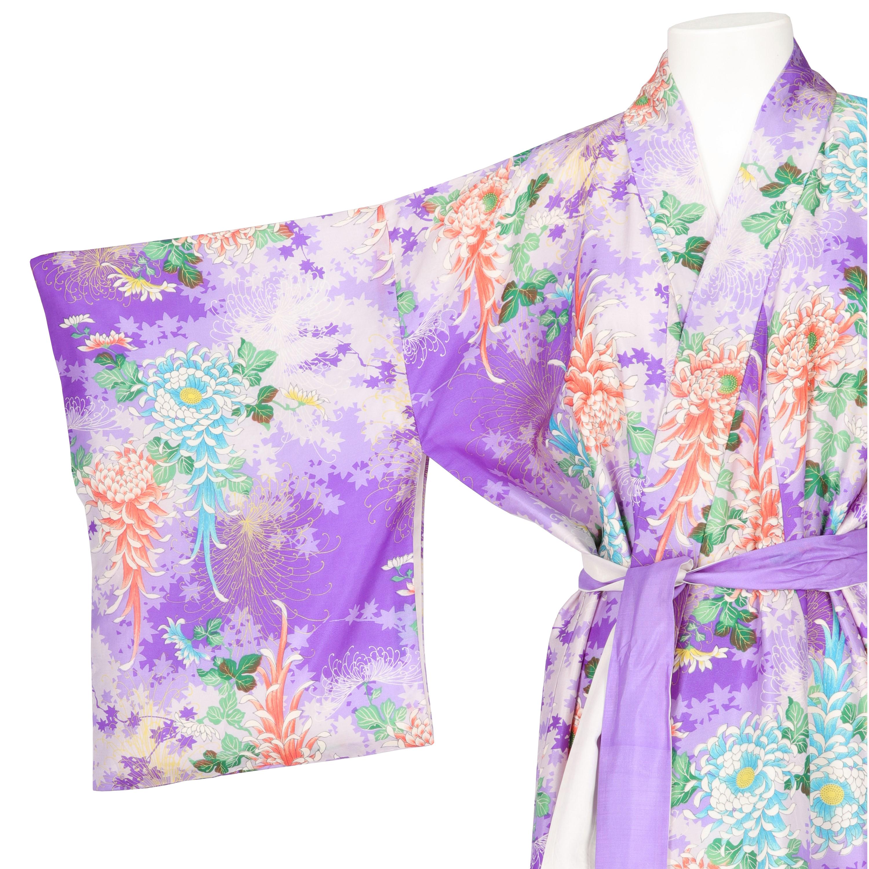 1970s Fancy Silk Kimono 1