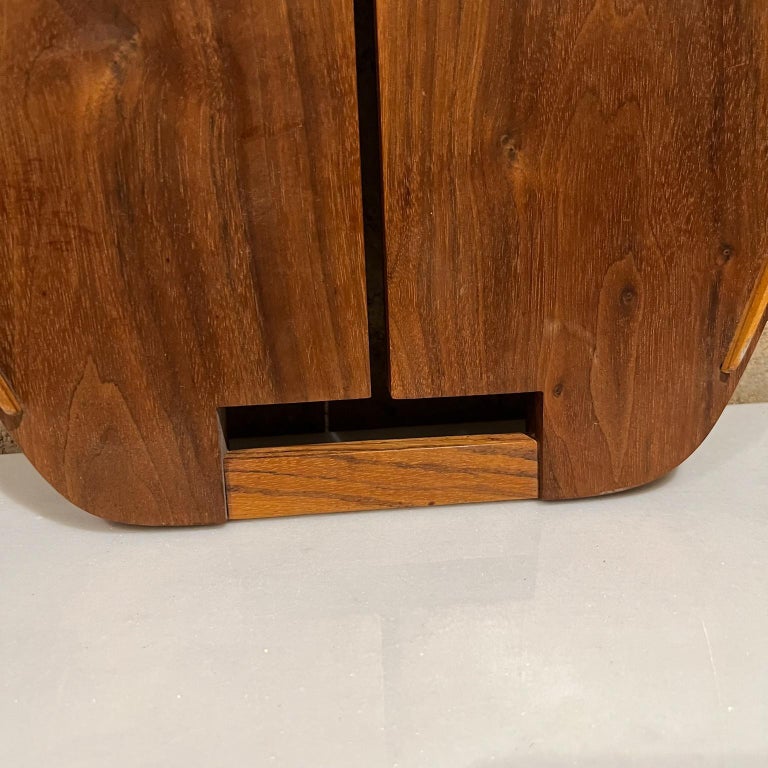 1970s Fancy Wood Cutting Board Modern Charcuterie Serving Platter For Sale 3