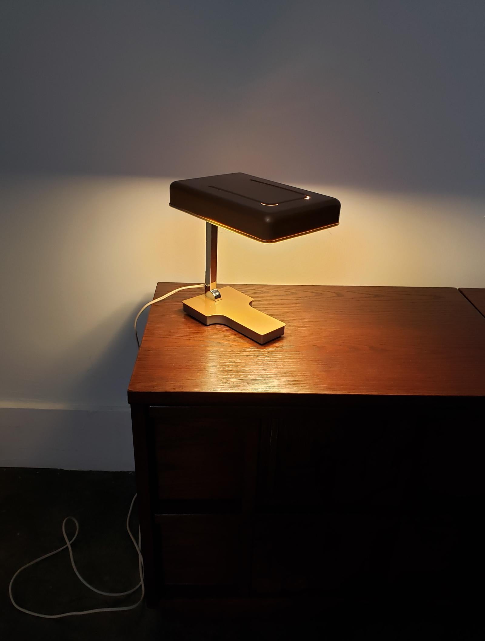 20th Century 1970s Fase Madrid Foldable Desk Lamp in Gold and Chrome For Sale