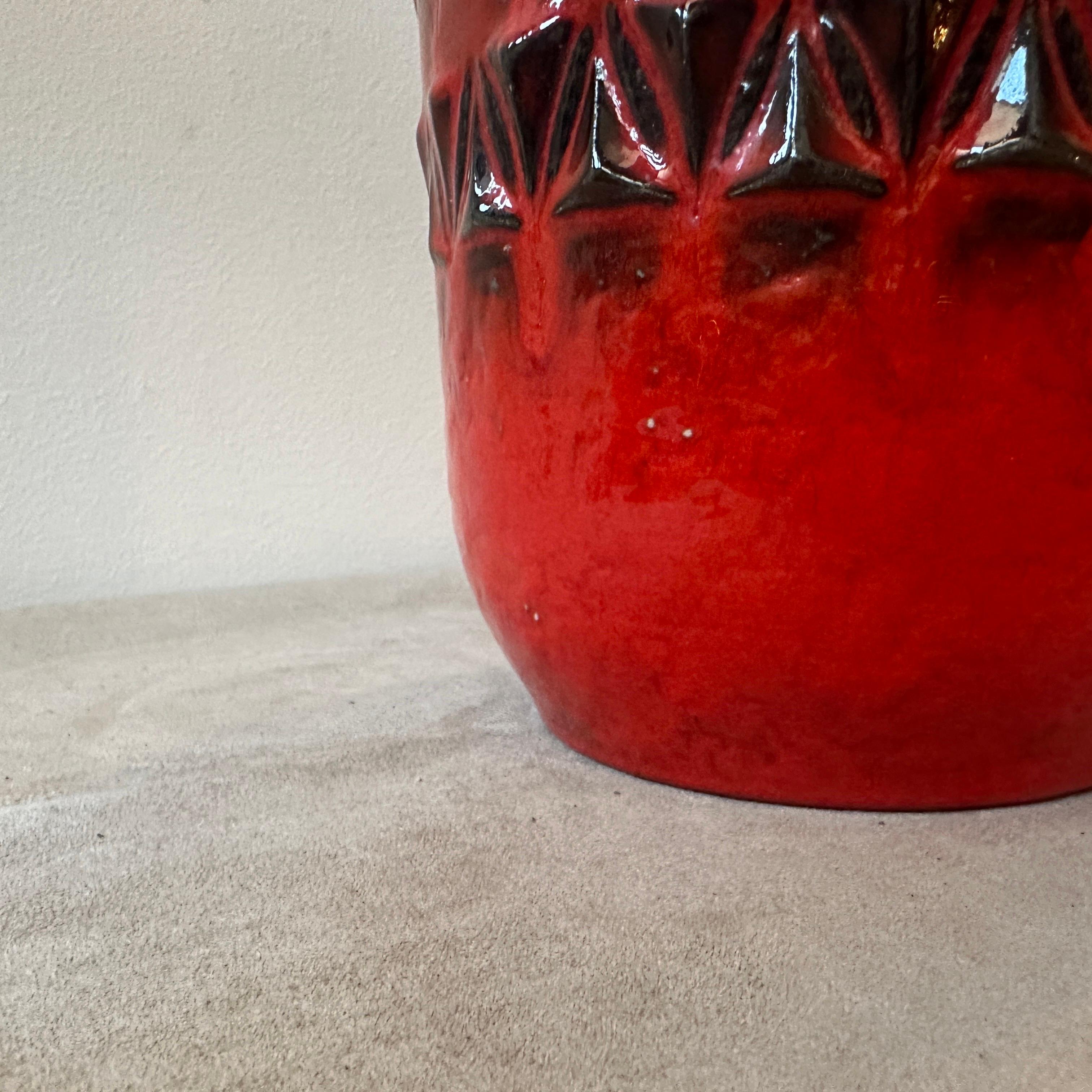 1970s Fat Lava Red and Black Ceramic German Vase For Sale 6
