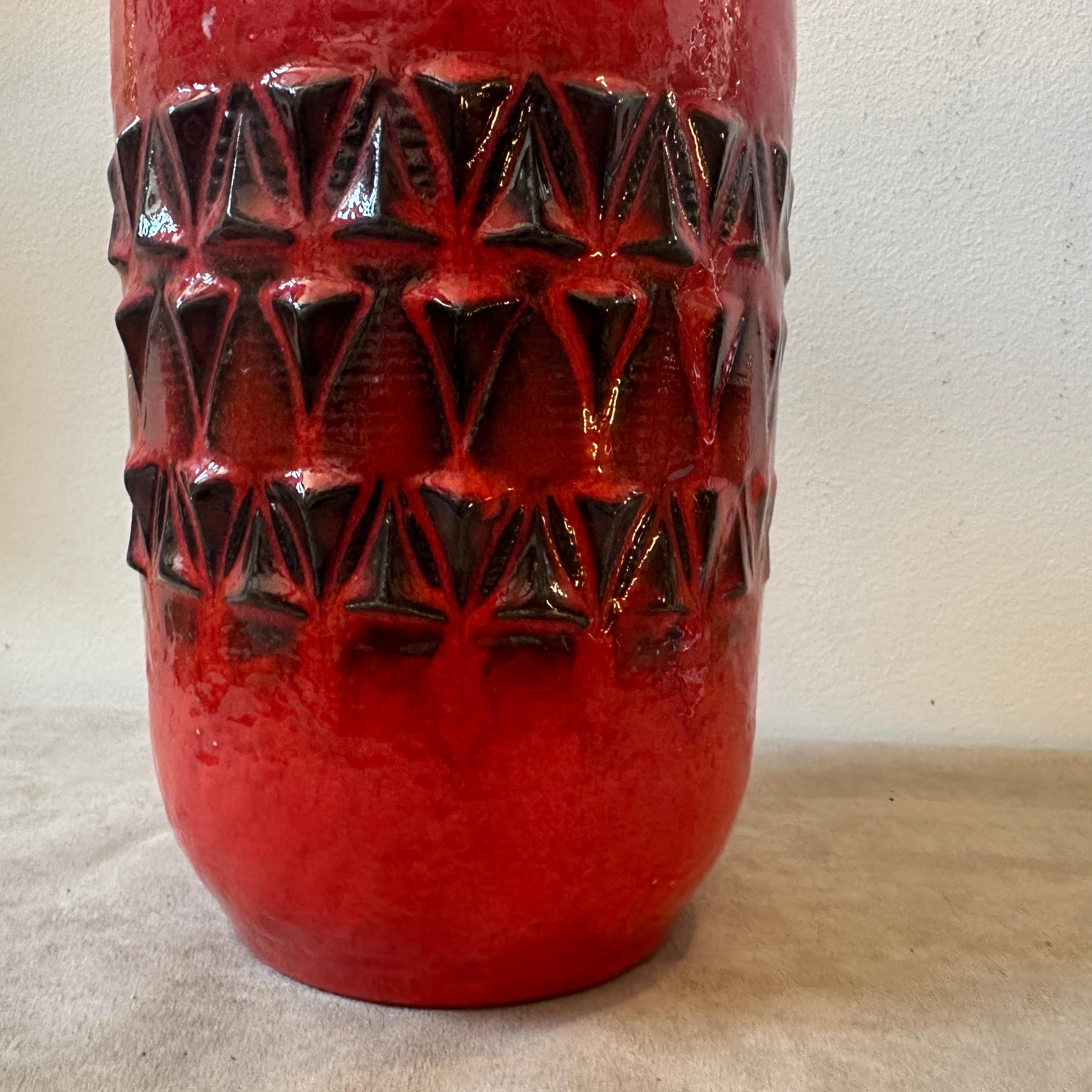 1970s Fat Lava Red and Black Ceramic German Vase In Good Condition For Sale In Aci Castello, IT