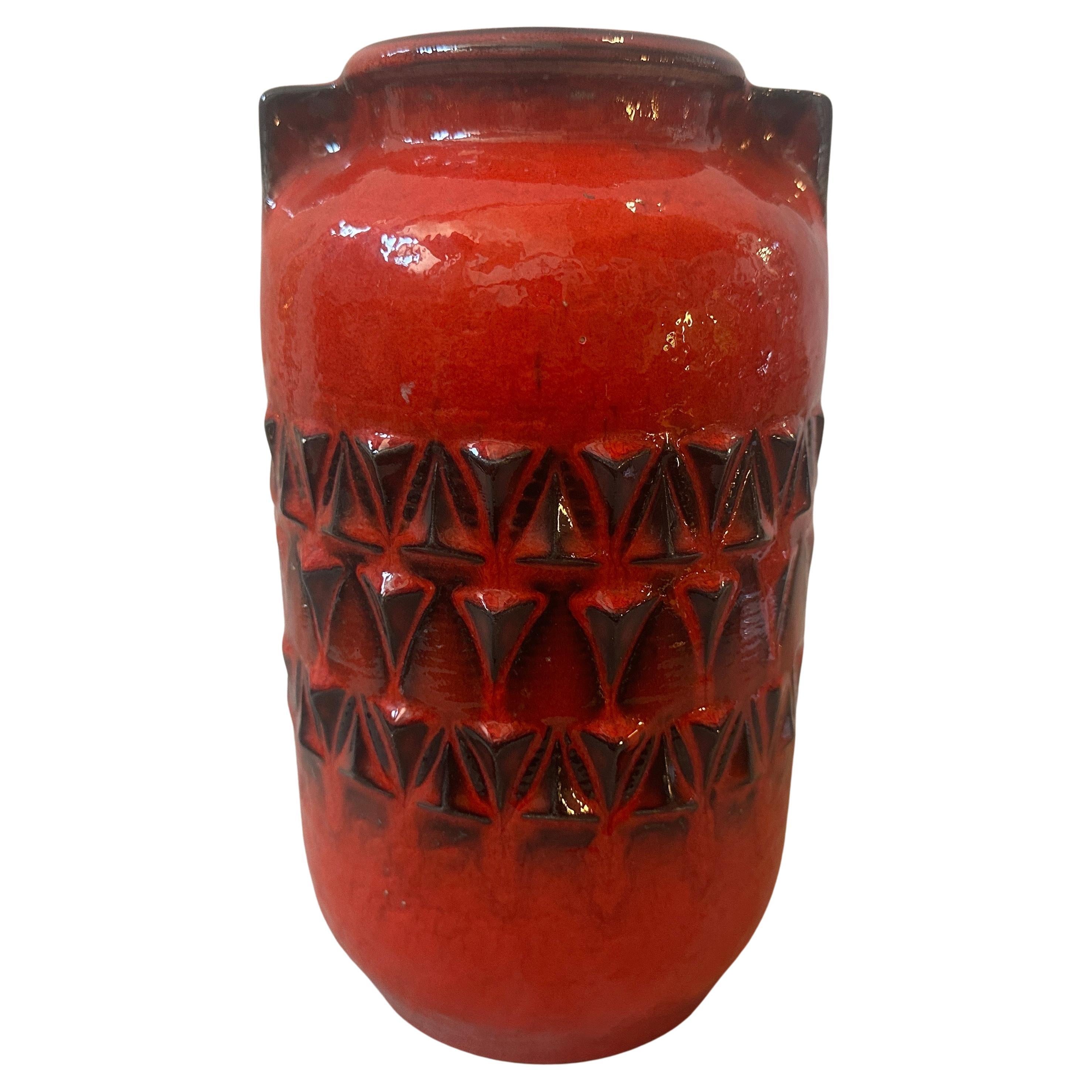 Deutsche Fat Lava-Vase aus roter und schwarzer Keramik, 1970er Jahre