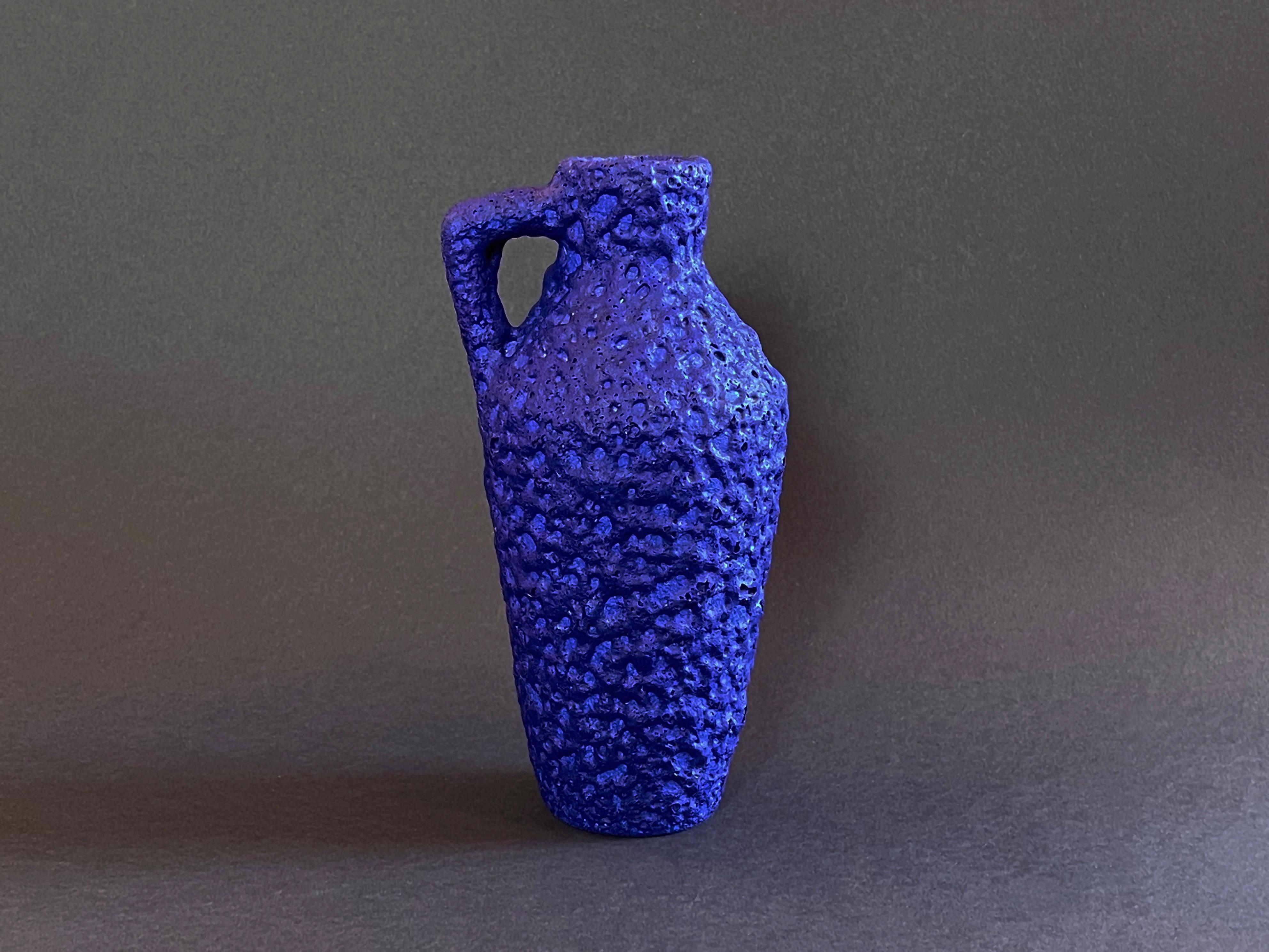1970s Fat Lava Studio Ceramic Vase Blue Yves Klein for Silberdistel, No. 303 In Good Condition In Andernach, DE