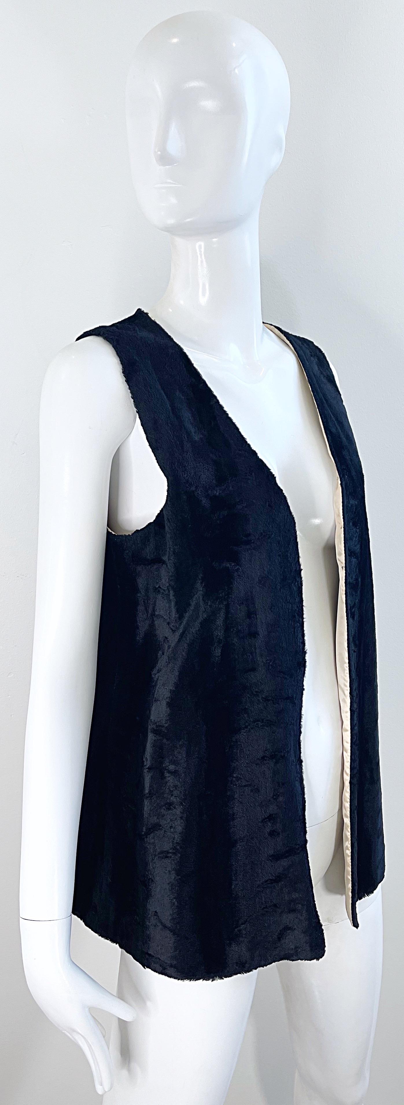 1970s Faux Fur Black Open Front Plush Vintage 70s Sleeveless Vest Top For Sale 7