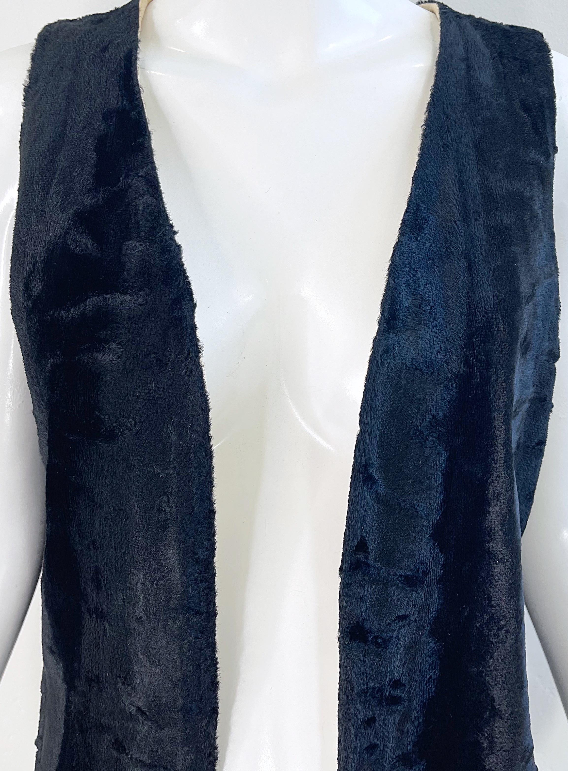 Women's 1970s Faux Fur Black Open Front Plush Vintage 70s Sleeveless Vest Top For Sale