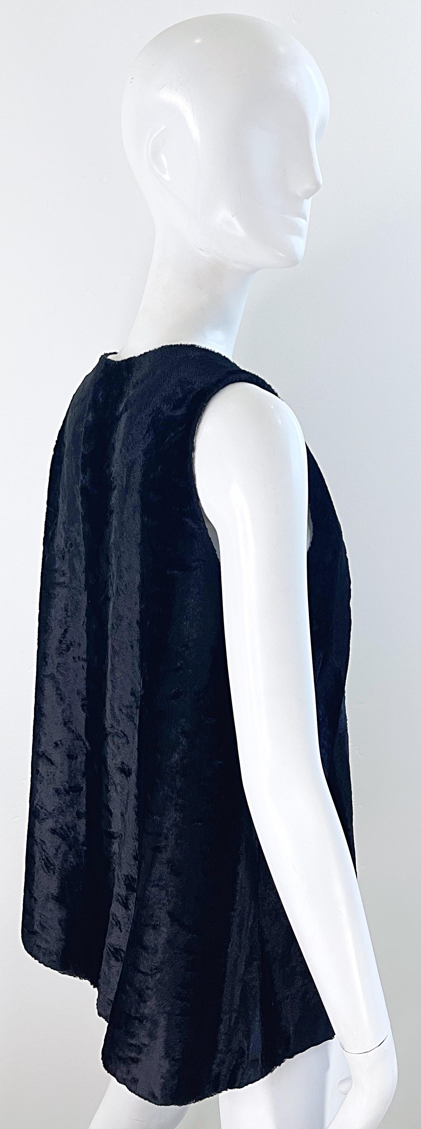 1970s Faux Fur Black Open Front Plush Vintage 70s Sleeveless Vest Top For Sale 2