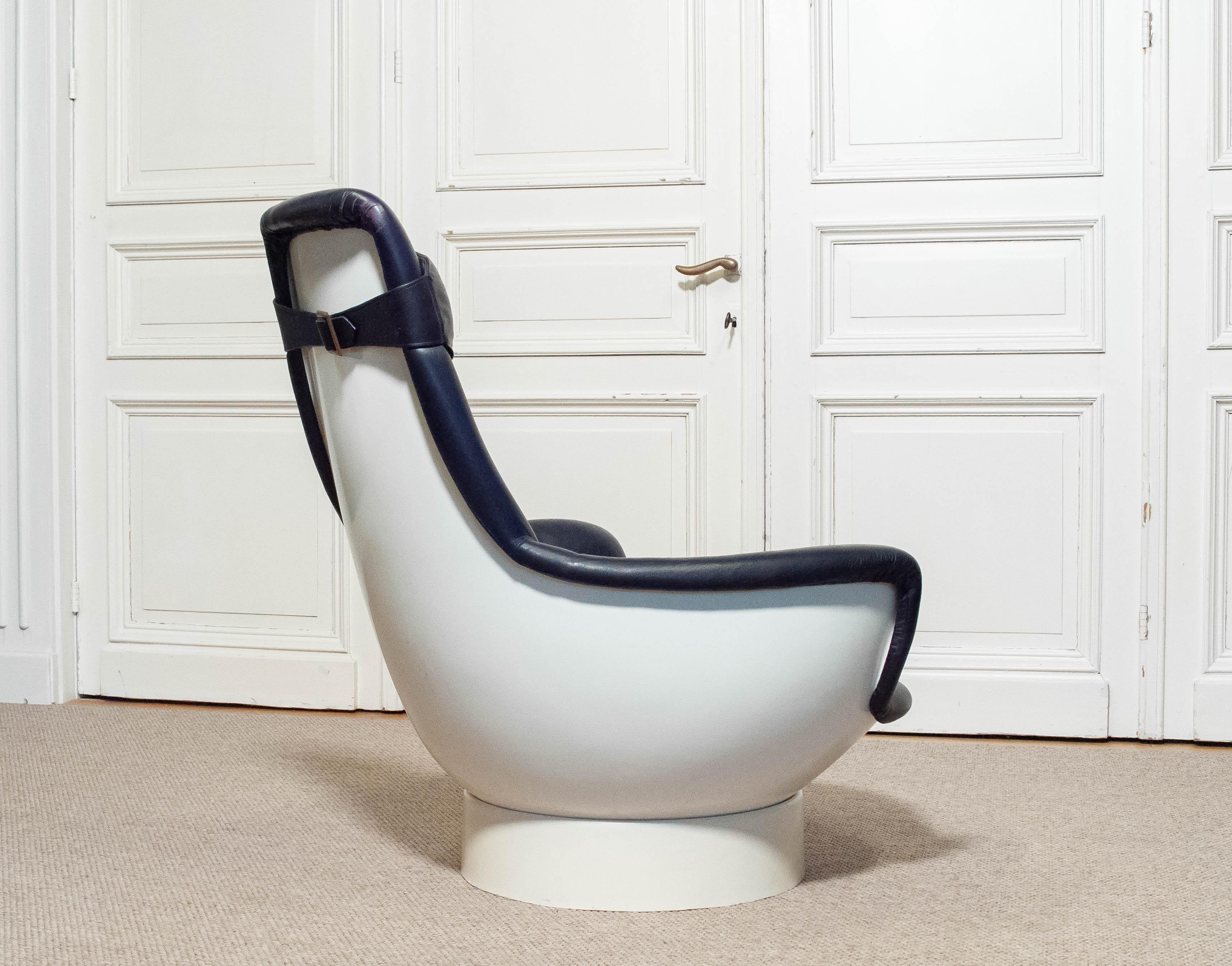 Pelle Sedia da salotto in fibra di vetro del 1970 Modello 