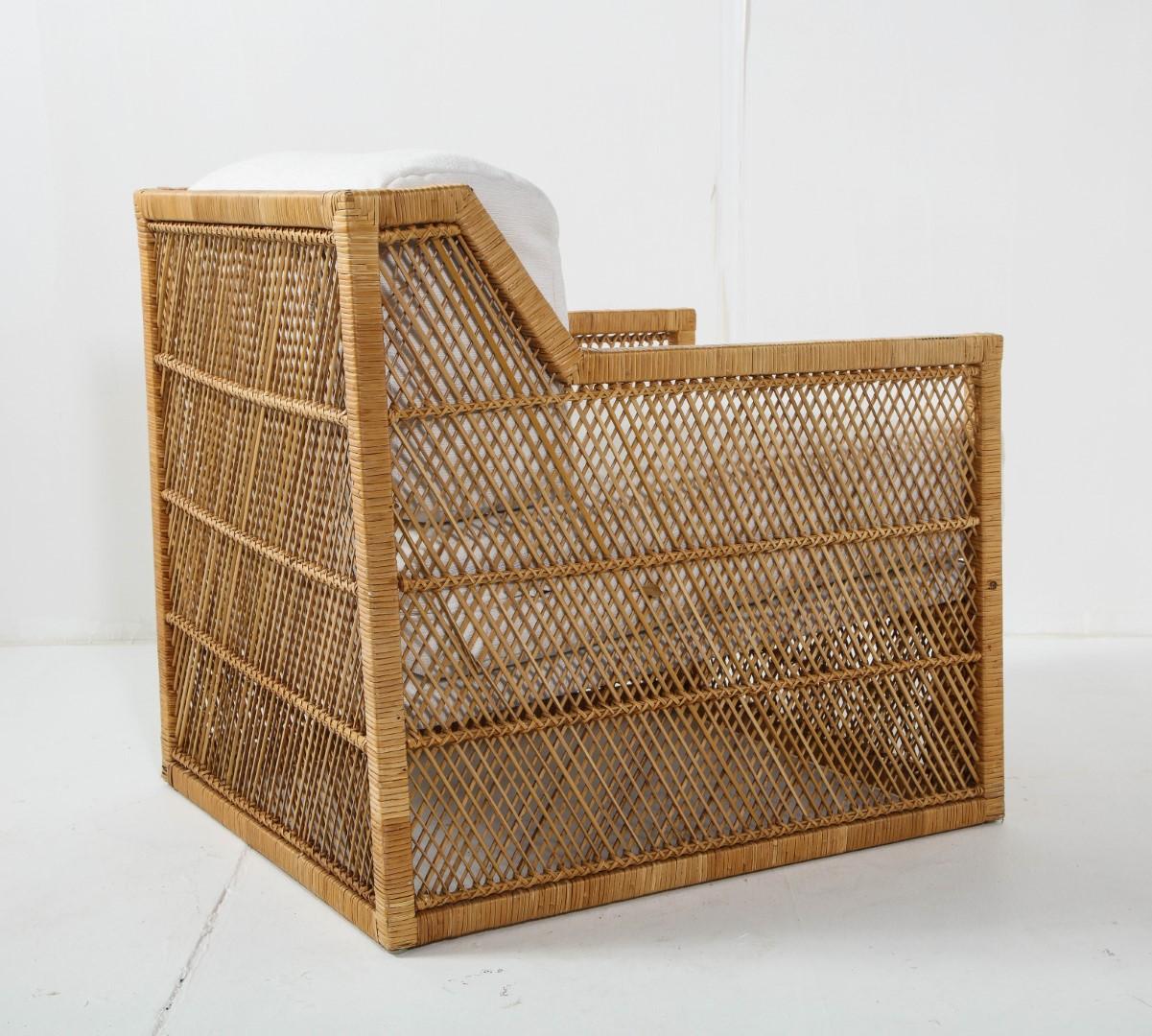 1970s Ficks Reed Woven Wicker Lounge Chair 1