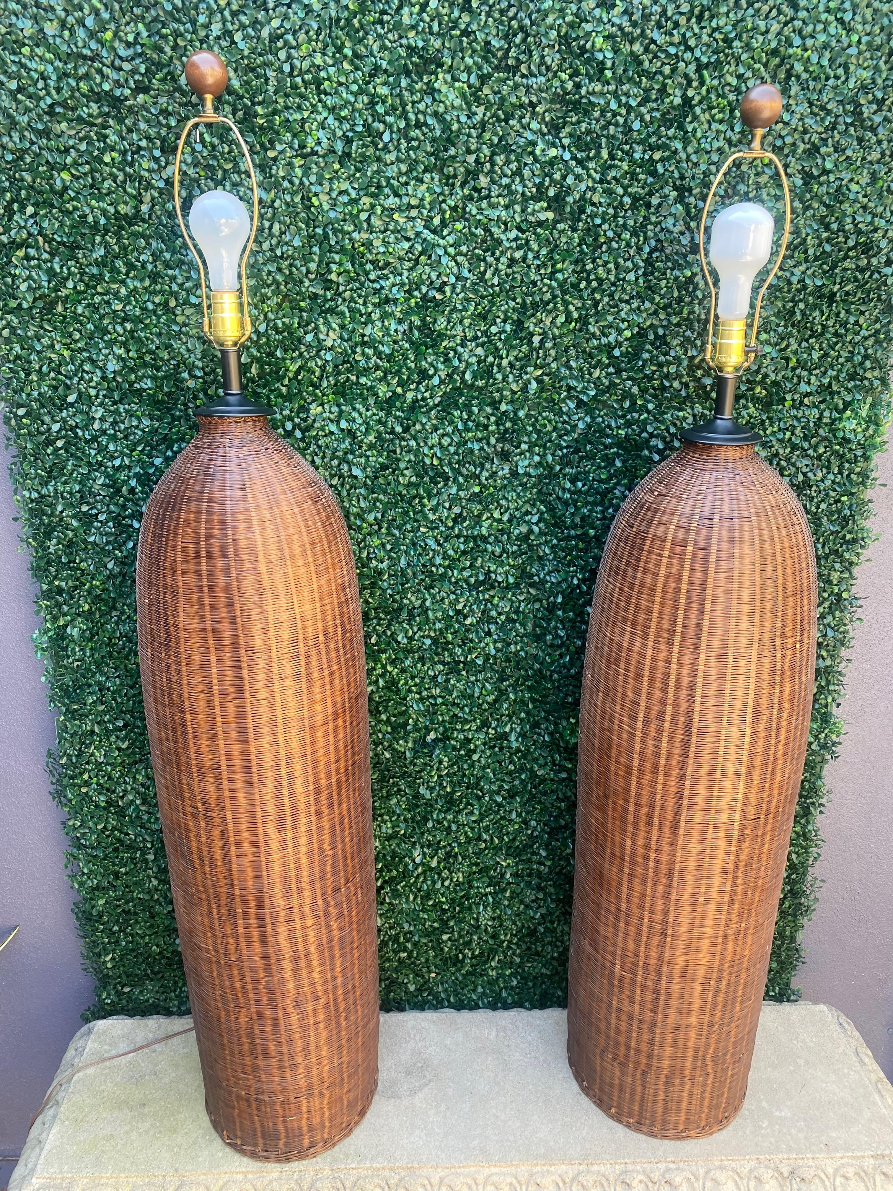 1970s Fine Rattan Wicker Vessel Floor Lamps With Shades, Set of 2 In Excellent Condition For Sale In Fort Lauderdale, FL