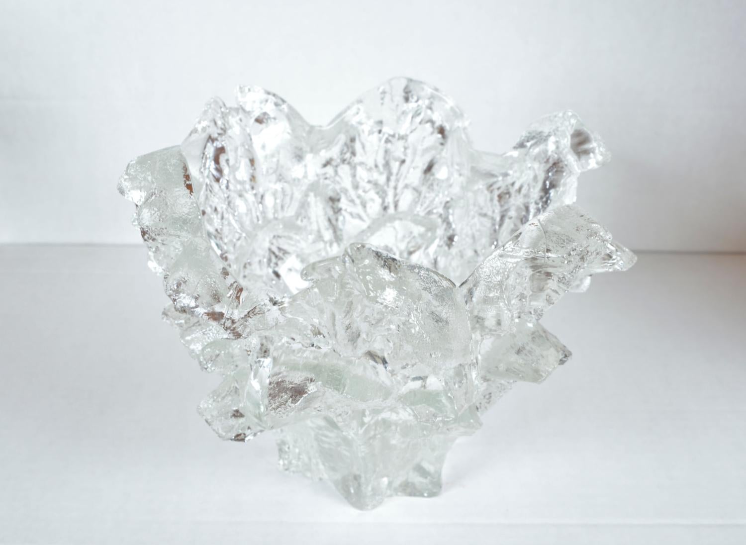 1970s Finnish Iceberg Art Glass Centrepiece Pertti Santalahti Humppila Finland In Good Condition In Sherborne, Dorset