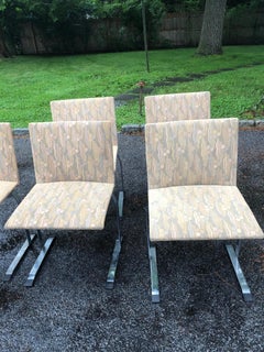 Cinq chaises de salle à manger Giovanni Offredi pour Saporiti des années 1970 avec tissu J L Larsen