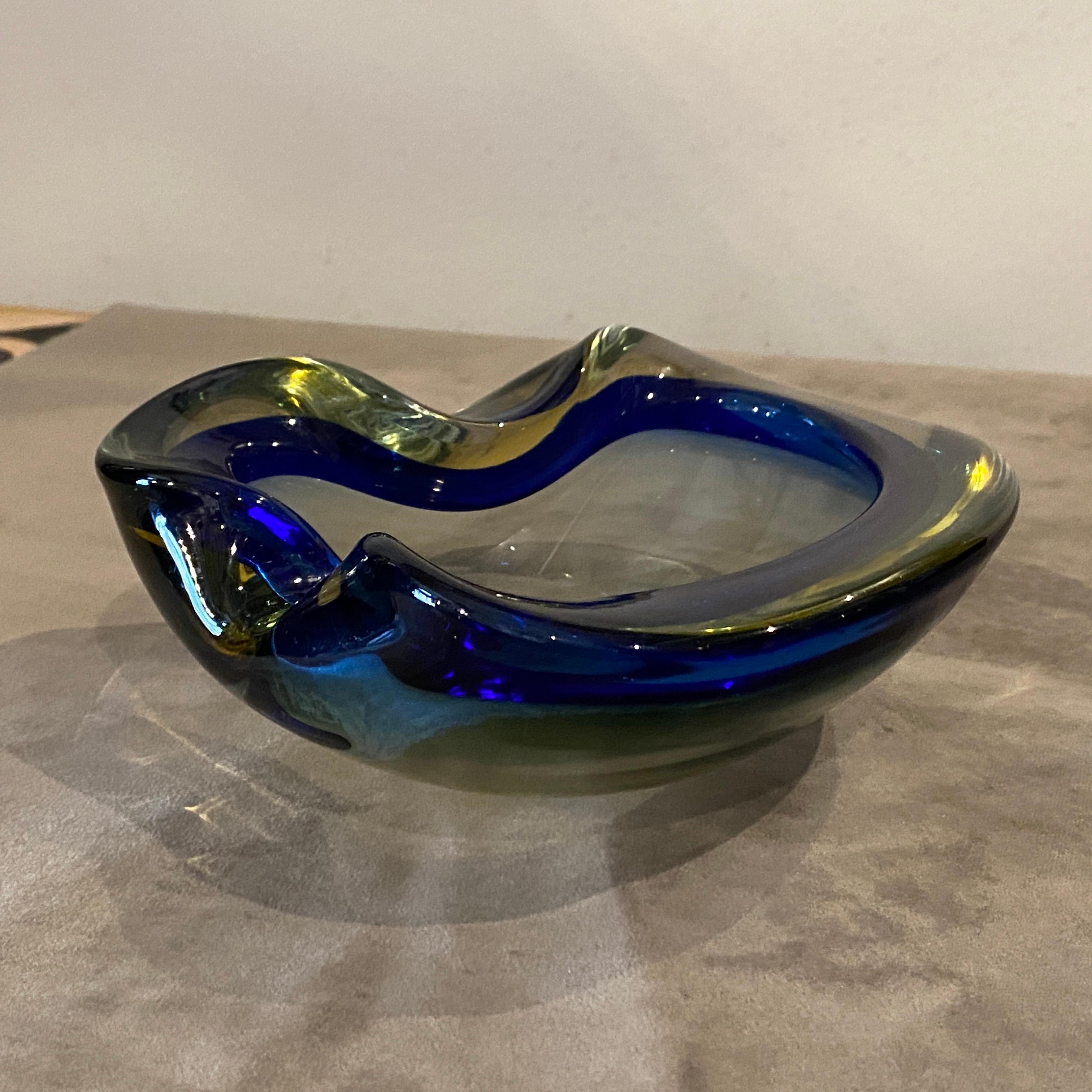 Mid-Century Modern A 1970s Flavio Poli Blue and Green Sommerso Murano Glass Bowl