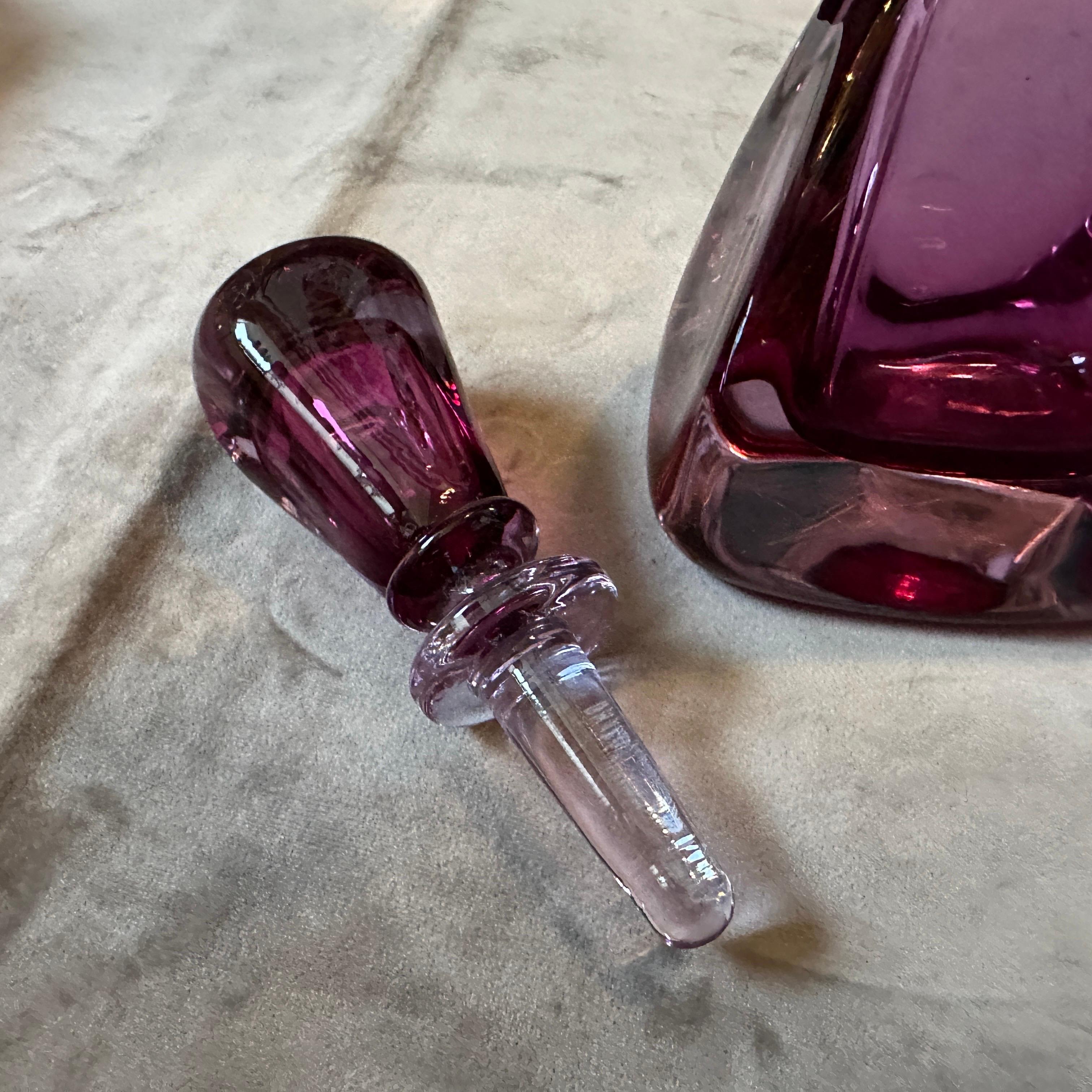 Fatto a mano Bottiglia in vetro di Murano Glass Sommerso rosa moderno degli anni '70 di Flavio Poli per Seguso in vendita