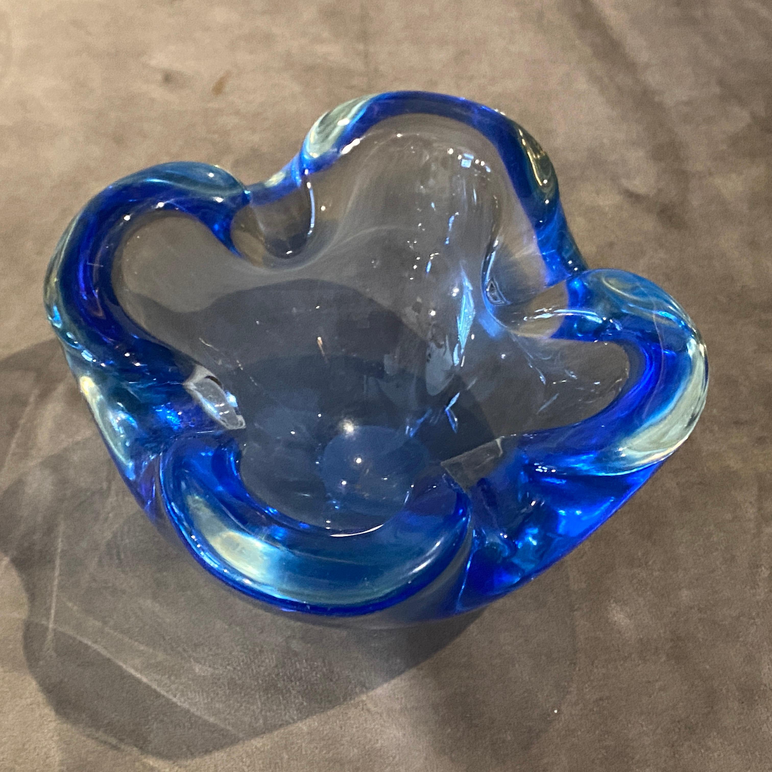 A stylish deep blue murano glass ashtray made in the Seventies by Flavio Poli, it's in perfect conditions.